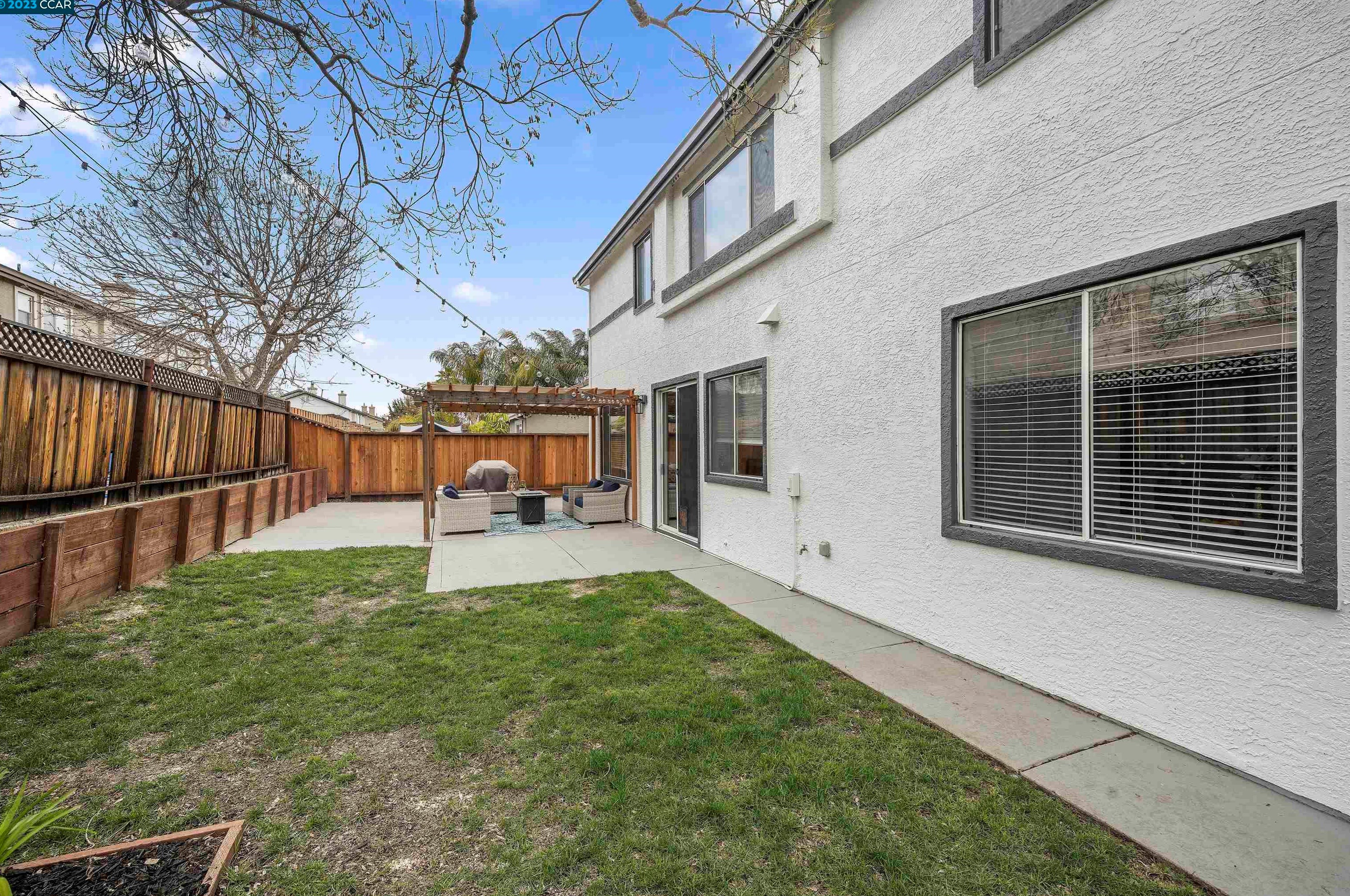 845 Hollowbrook Dr, Los Angeles CA  94513-6122 exterior