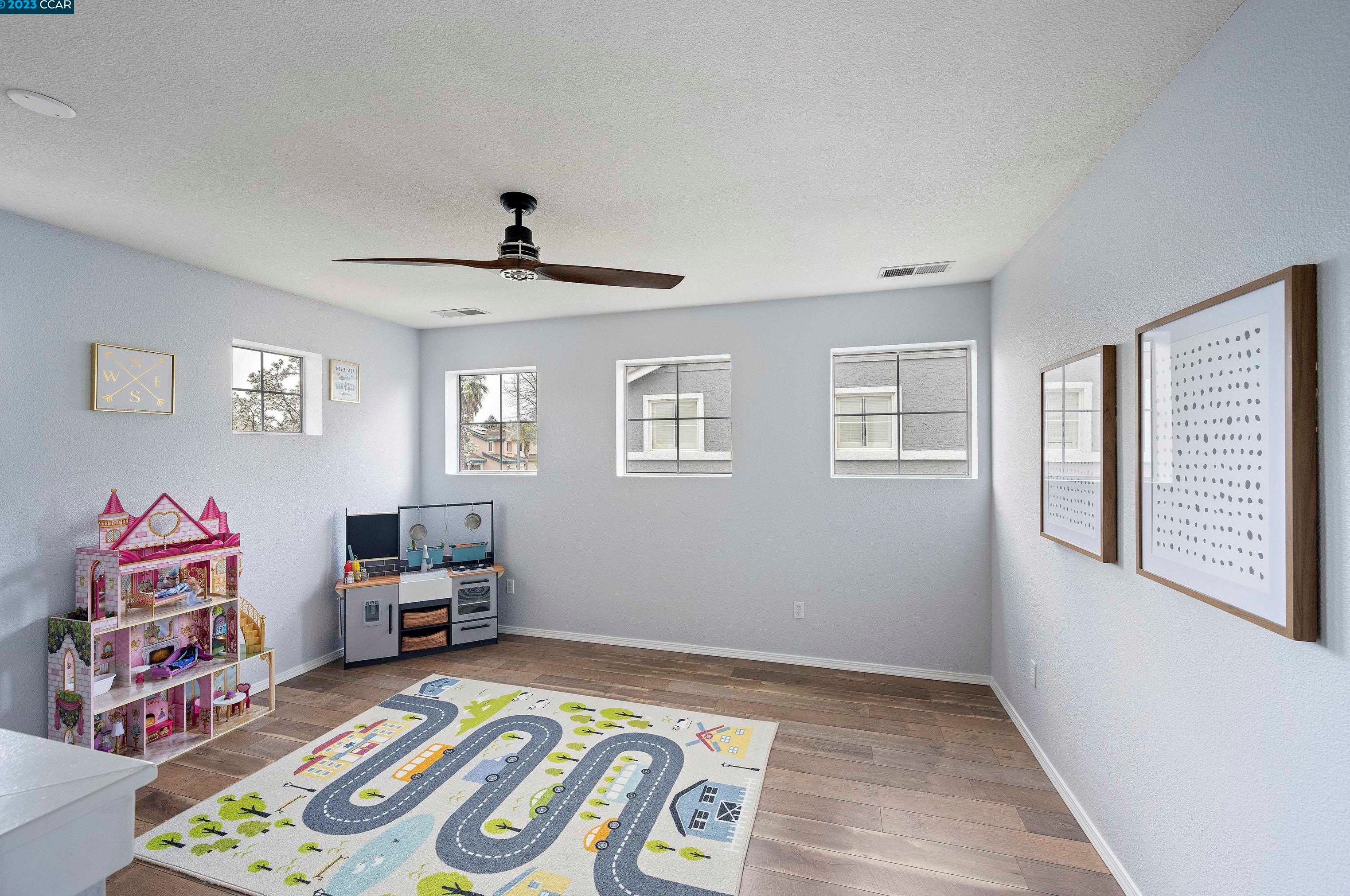 845 Hollowbrook Dr, Los Angeles CA  94513-6122 exterior