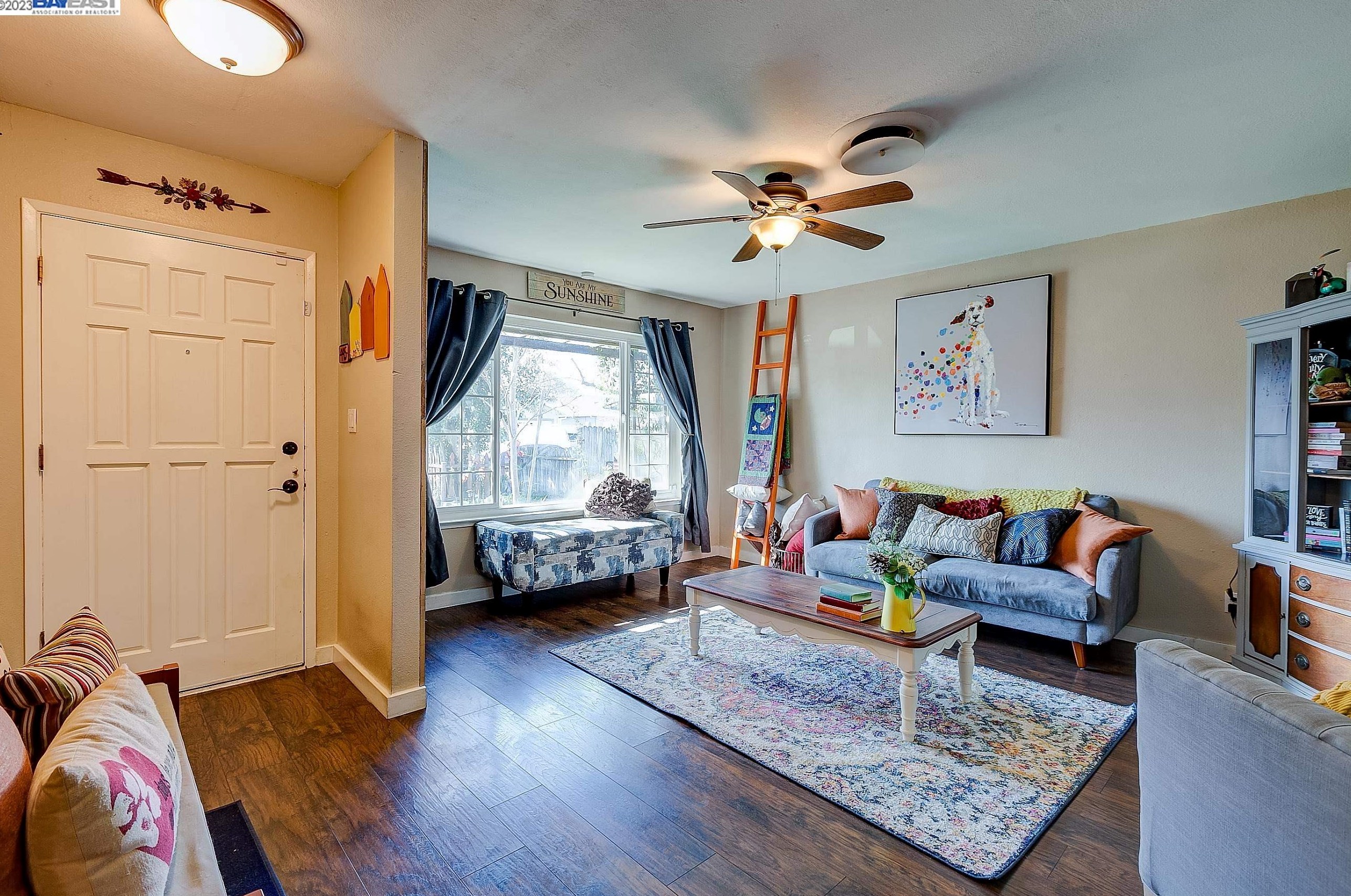 445 Parkwood Dr, Manteca, CA 95336