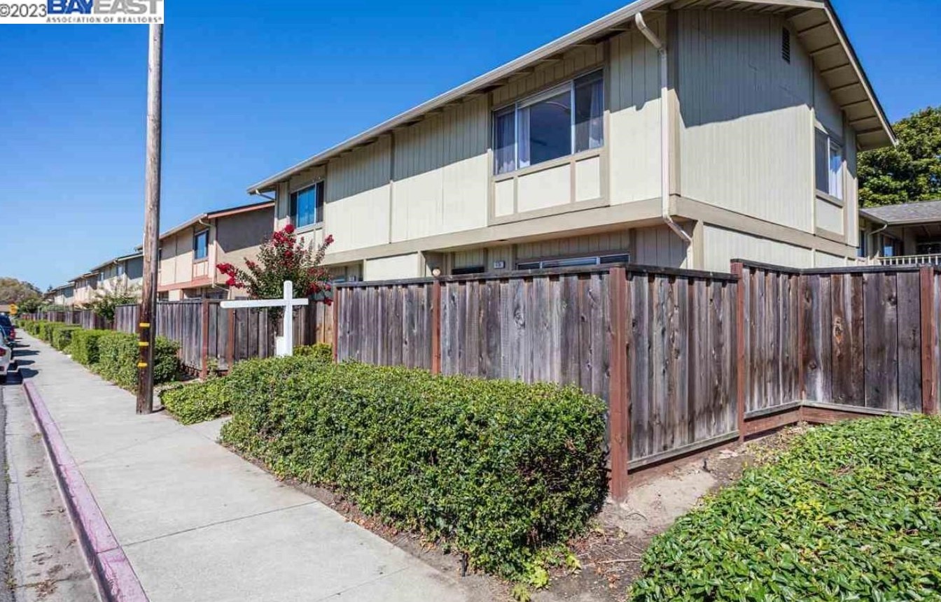 17 Paseo Grande #a, San Lorenzo, CA 94580