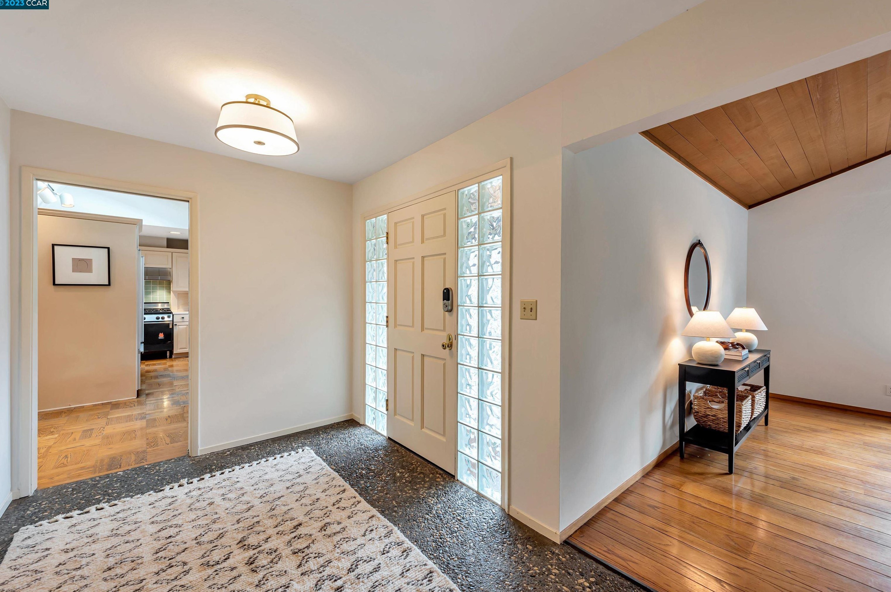 1151 Sanders Dr, Moraga, CA 94556-1938