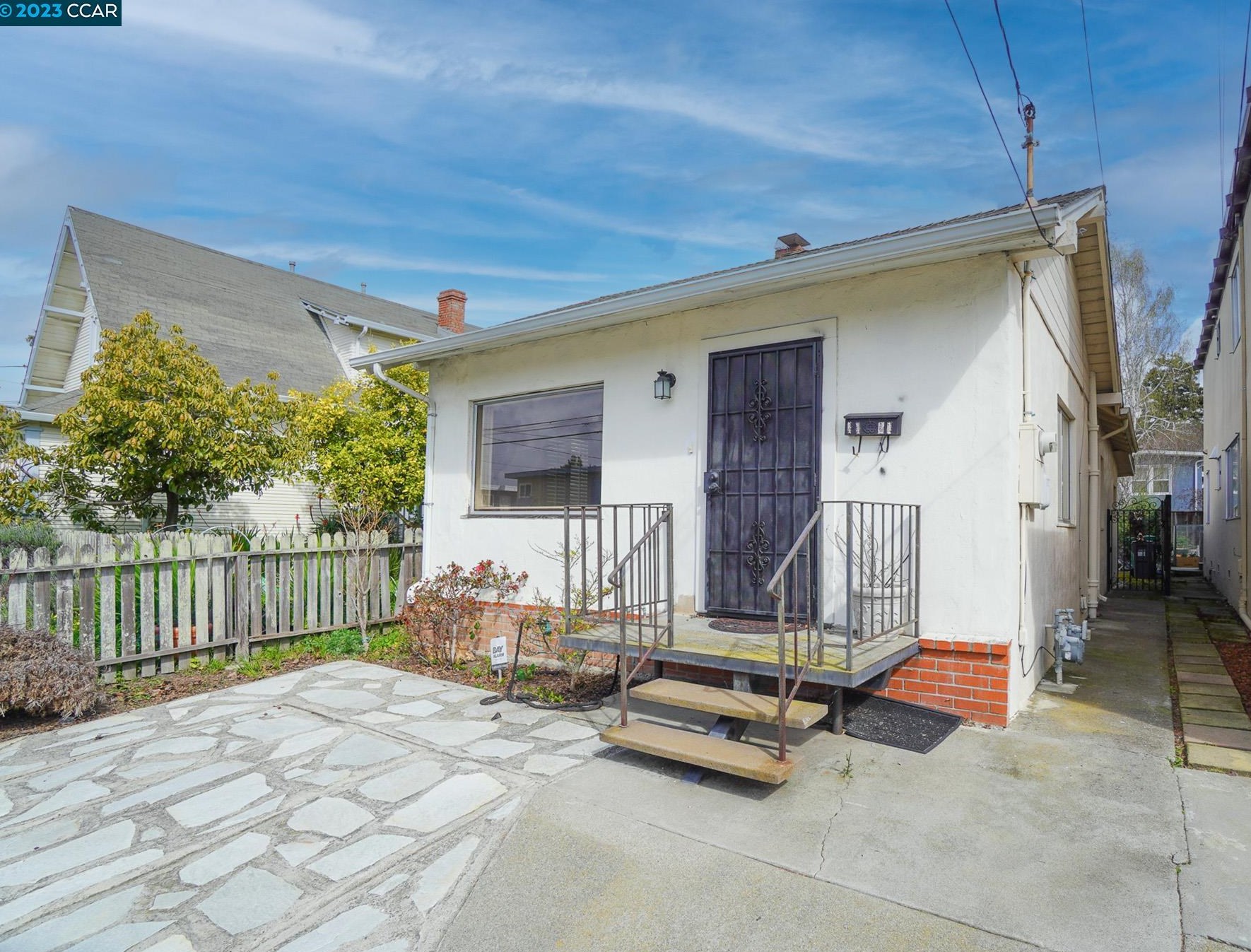 1121 Stannage Ave, Berkeley, CA 94706