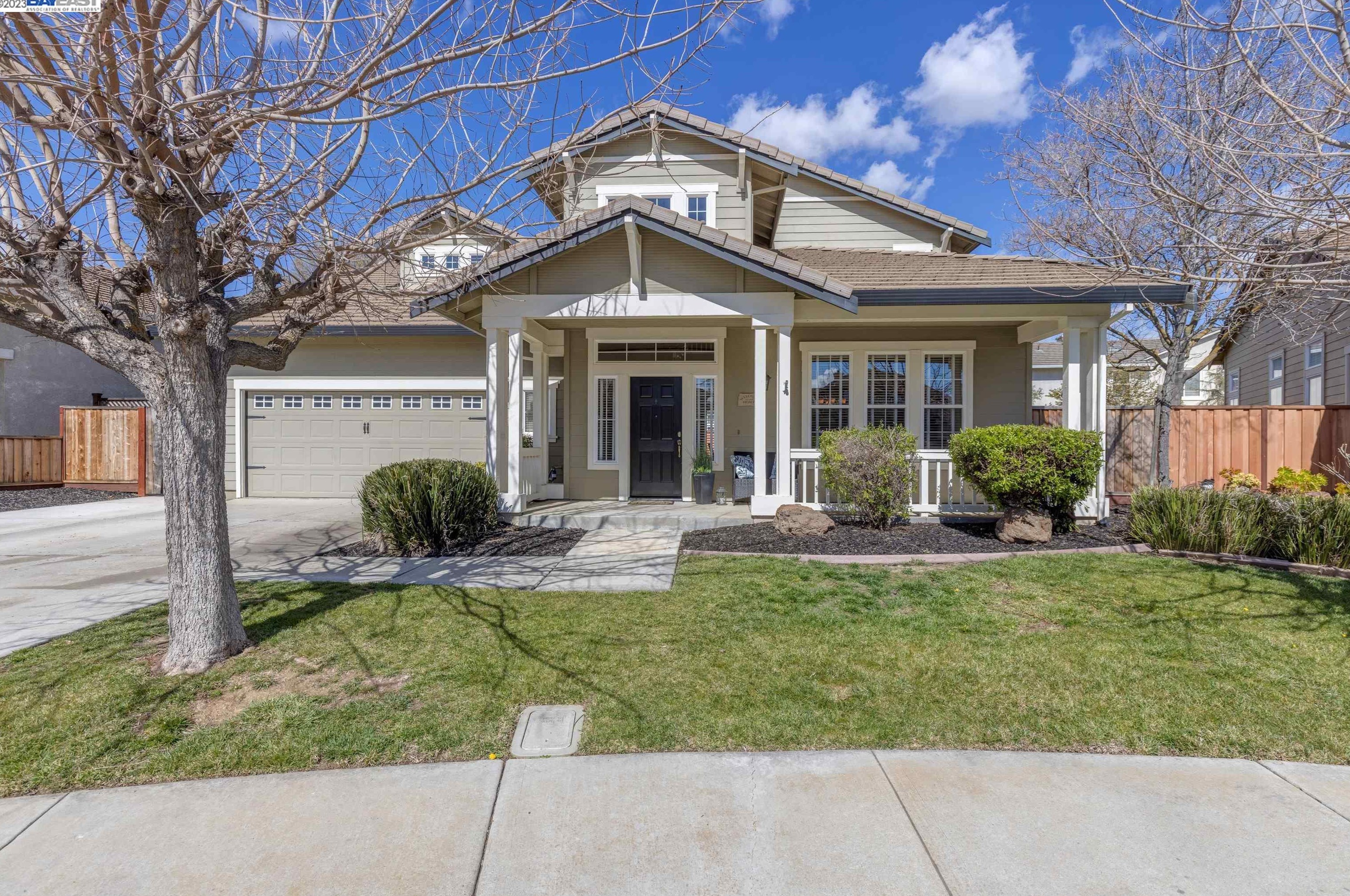 855 Brooks Ct, Los Angeles, CA 94513-6215
