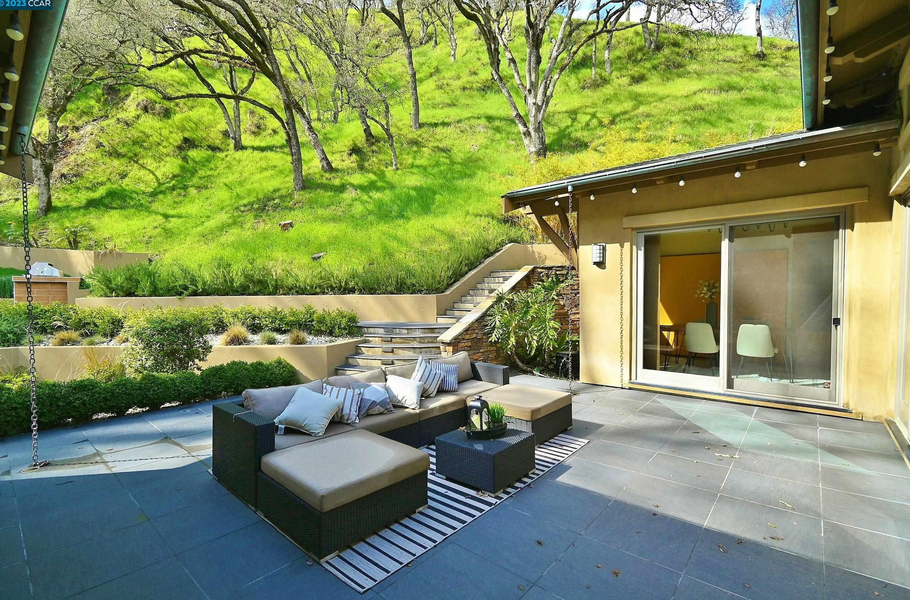 1624 Campesino Ct, Alamo CA  94507-2613 exterior