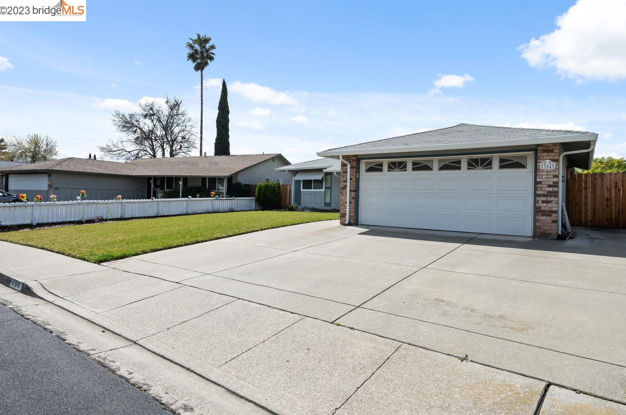 364 Weatherly Way, Vacaville, CA 95687