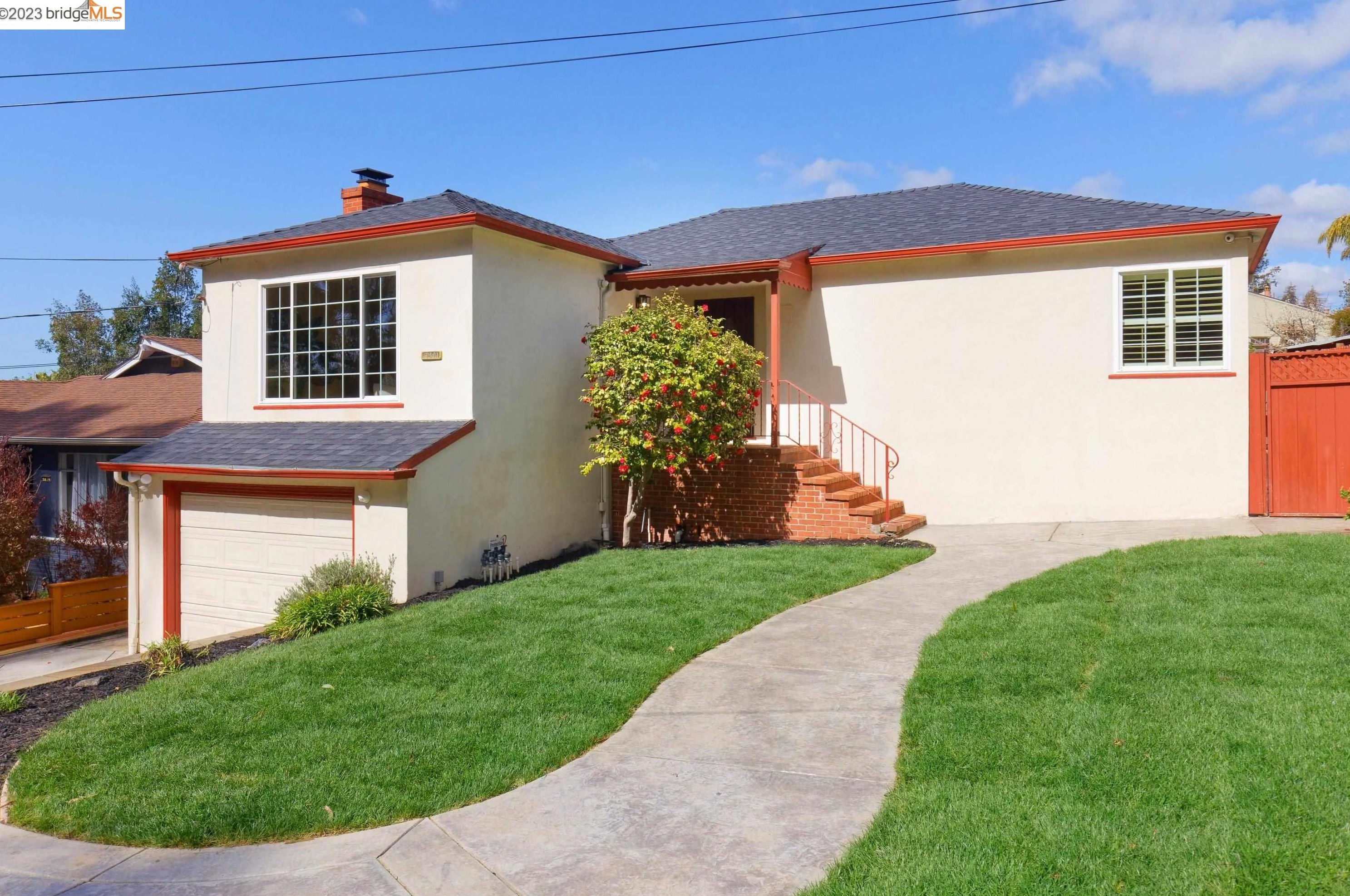 9880 Golf Links Rd, Oakland, CA 94605