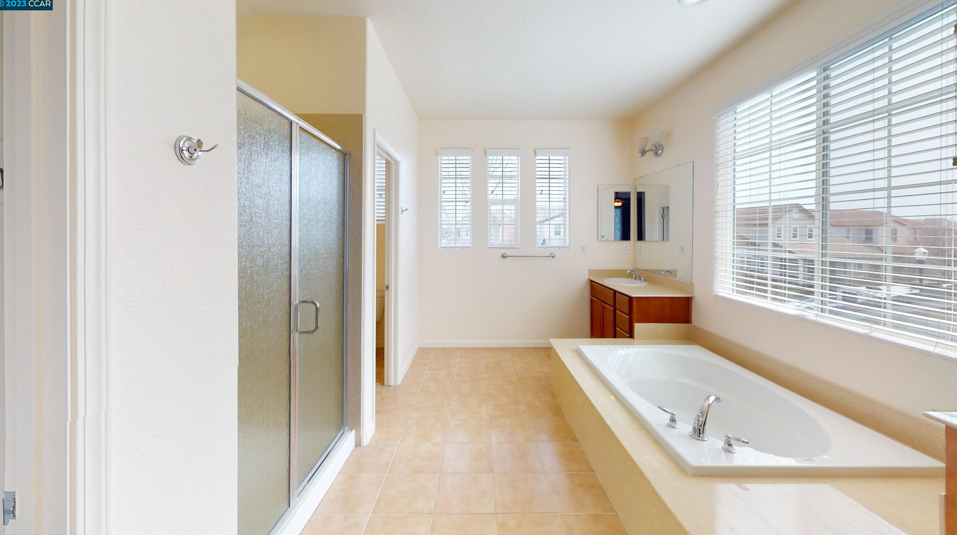 1665 Bedford Ct, Los Angeles CA  94513-5527 exterior