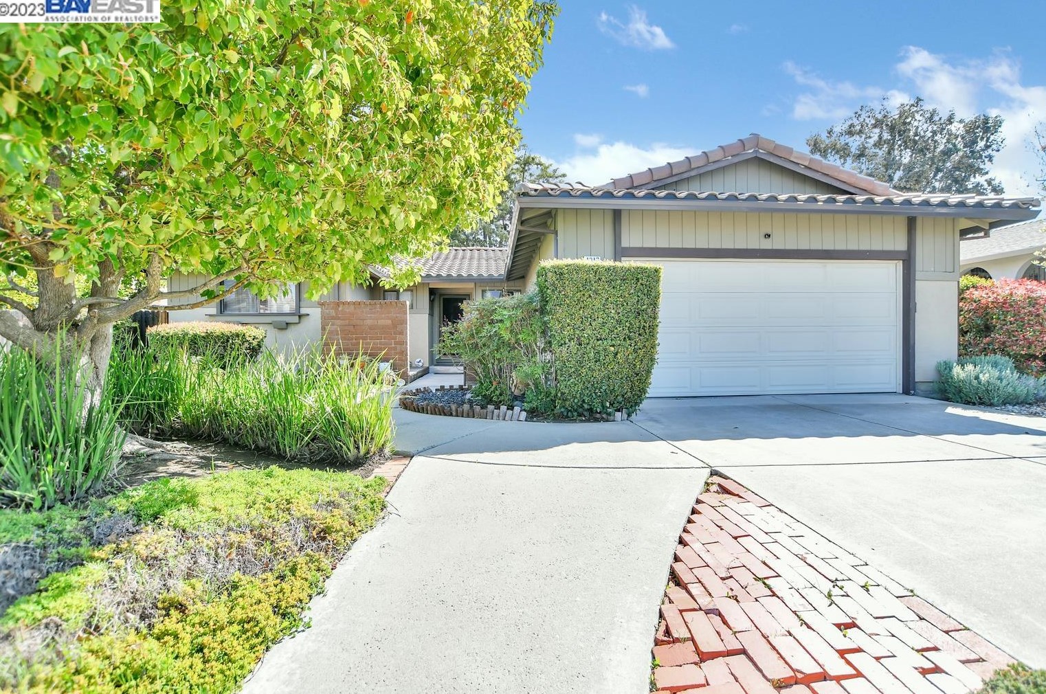 1913 Calaveras Cir, Antioch, CA 94509-2166