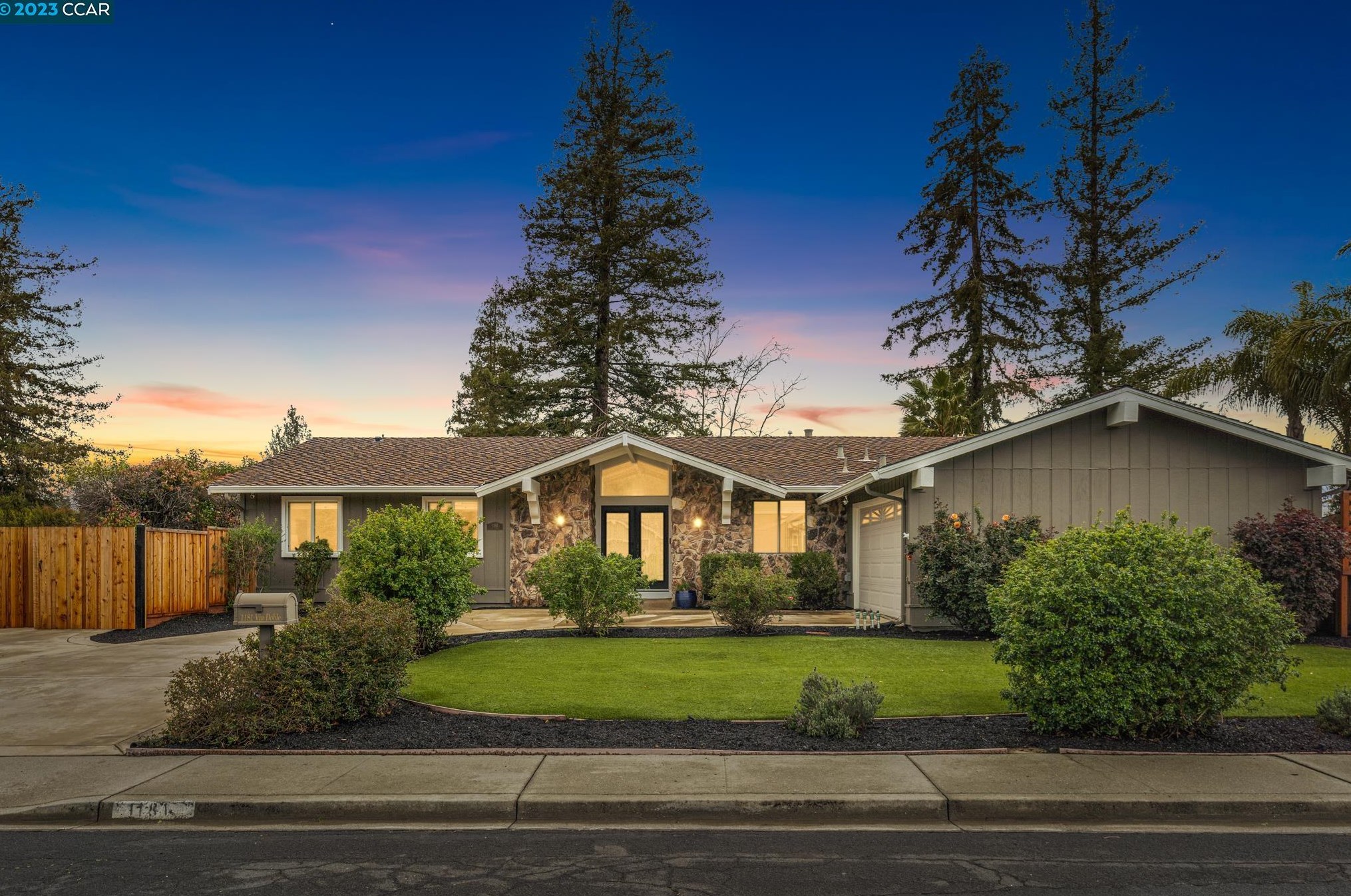 1181 Via Doble, Concord, CA 94521-4713