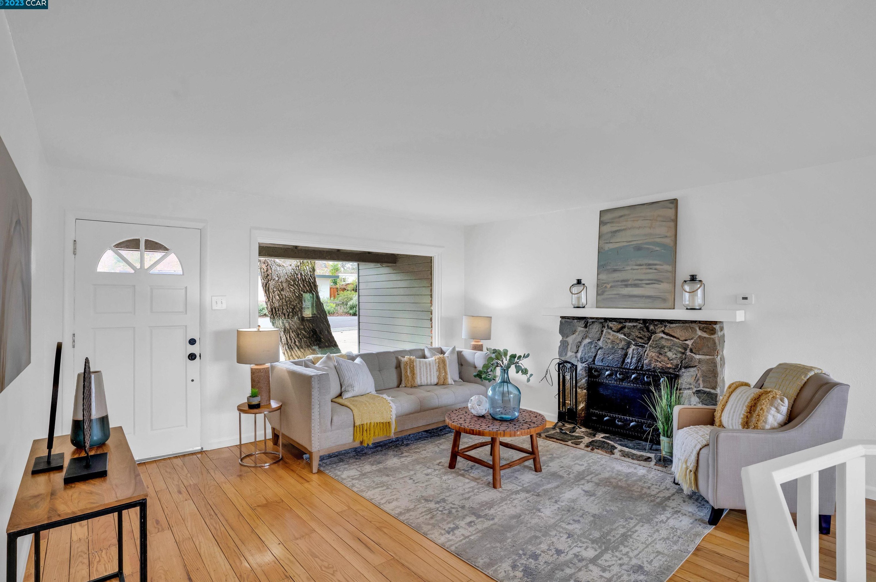 1661 Arbutus Dr, Walnut Creek, CA 94595-1705