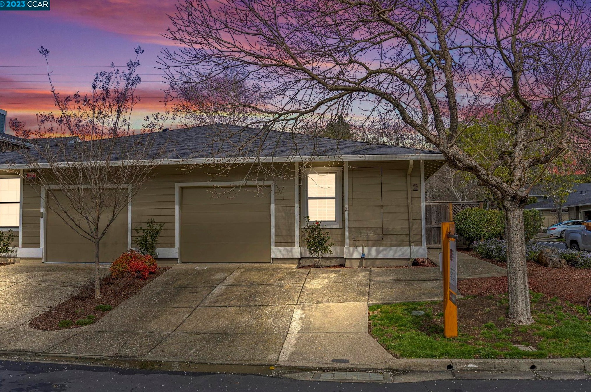 2 Benedita Pl, Moraga, CA 94556
