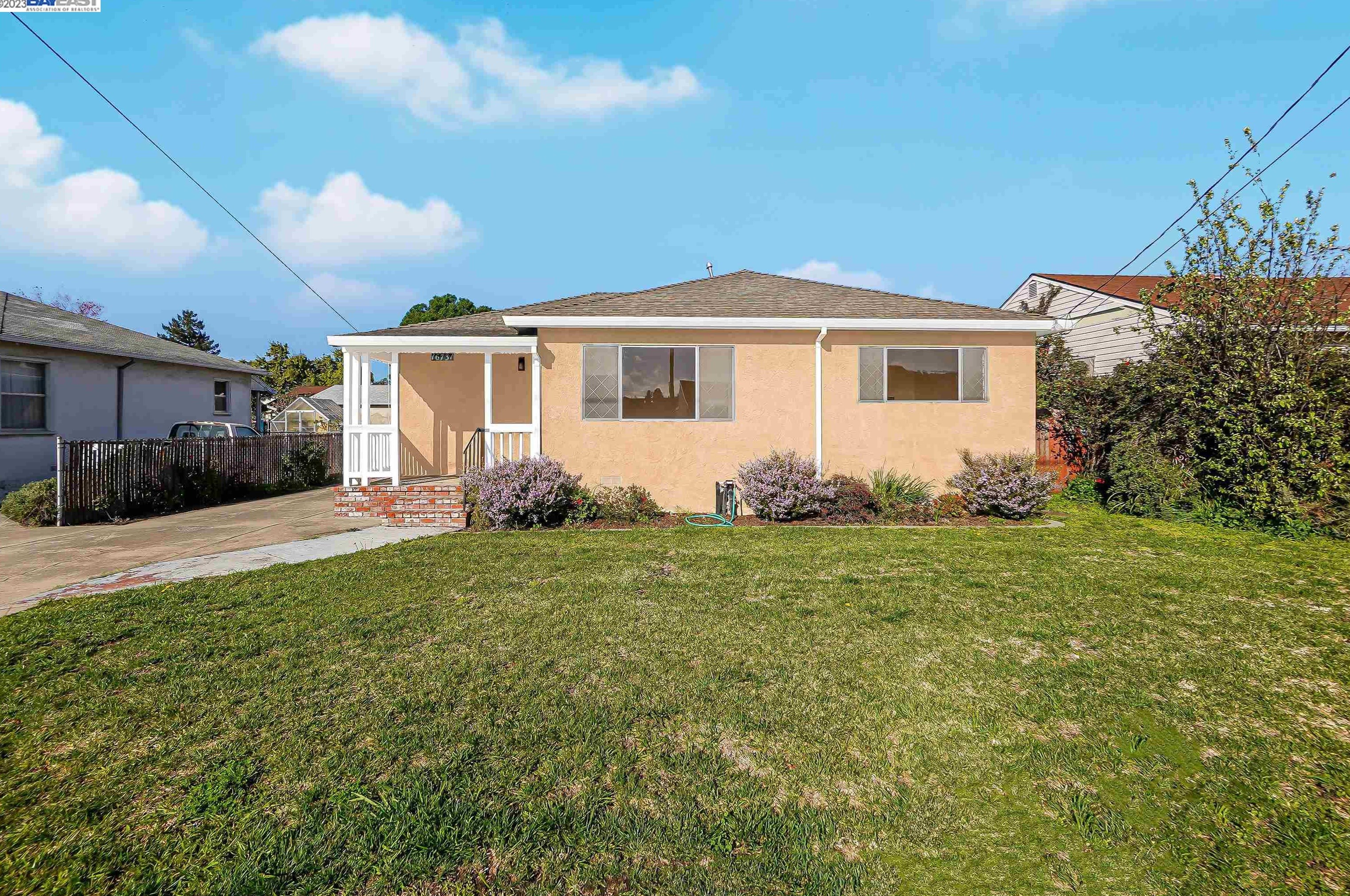 16731 Los Reyes Ave, San Leandro, CA 94578