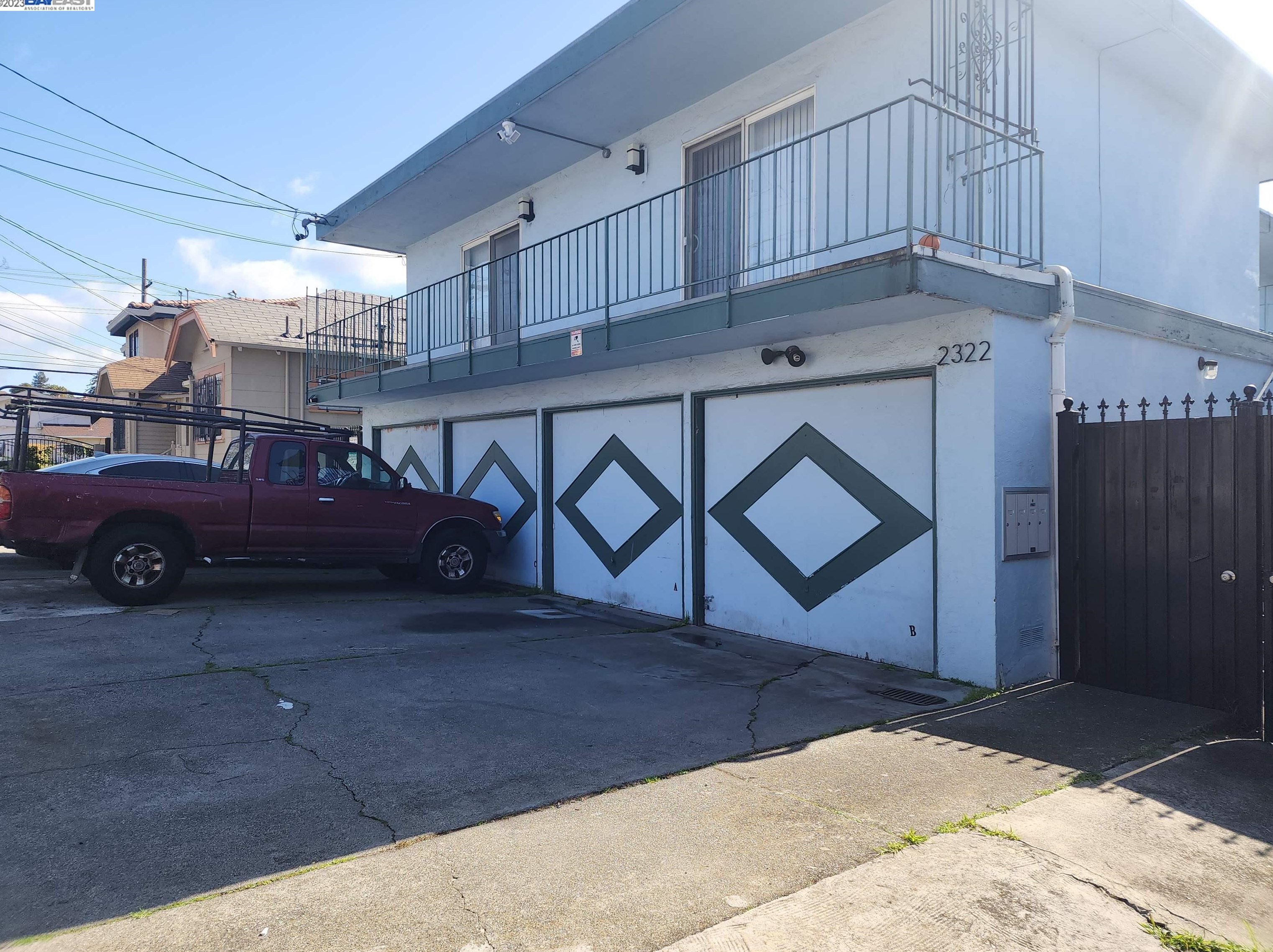 2322 11th Ave, Oakland, CA 94606