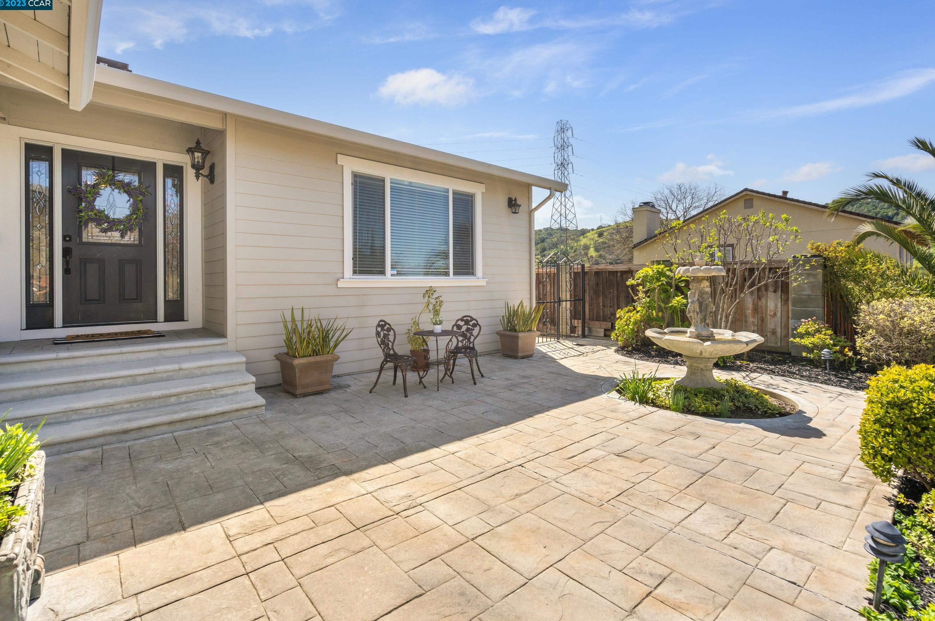 172 Beechnut Dr, Rodeo, CA 94547-1122