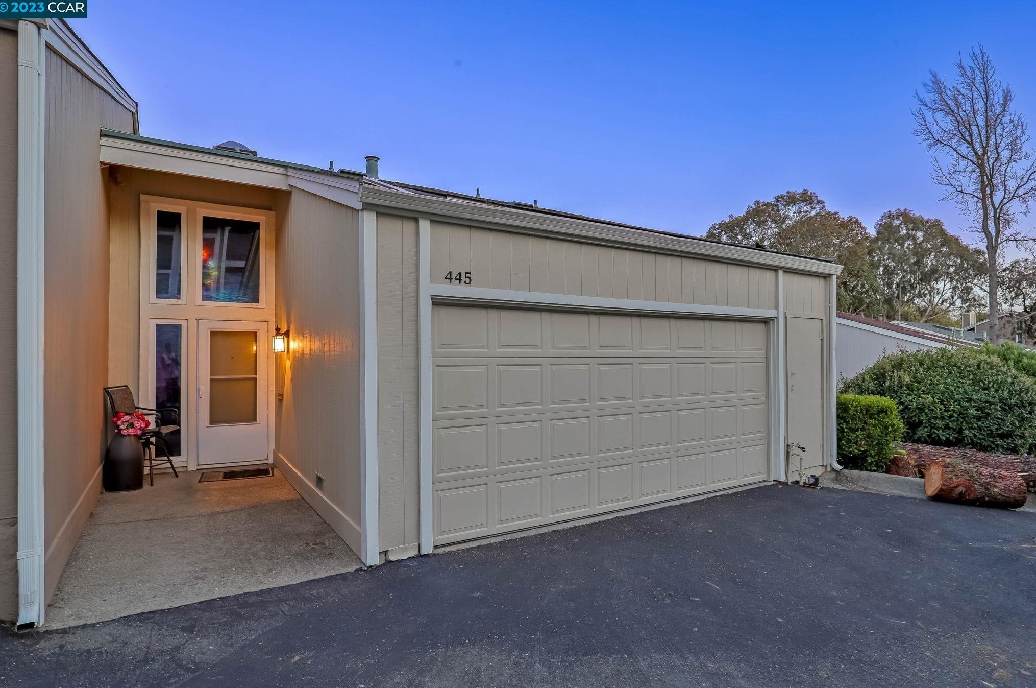 445 Ridgeview Dr, Concord, CA 94523