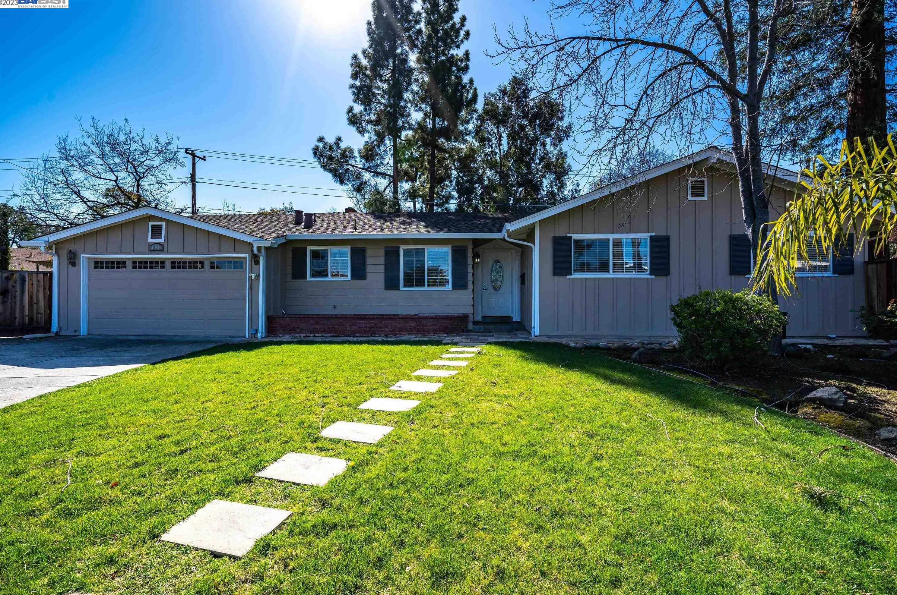 1631 Surrey Ct, Walnut Creek, CA 94598