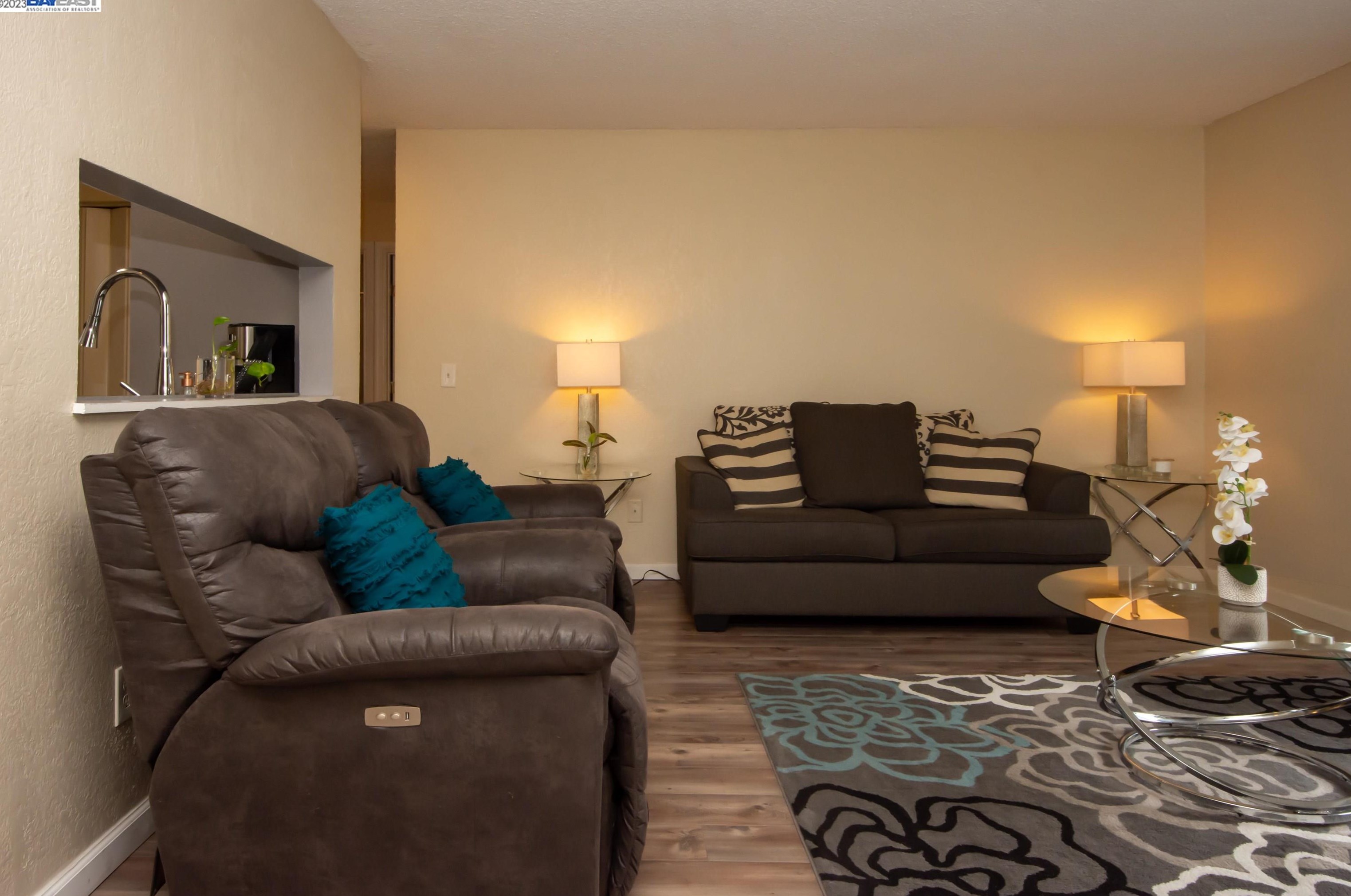 2077 Washington Ave #314, San Leandro, CA 94577