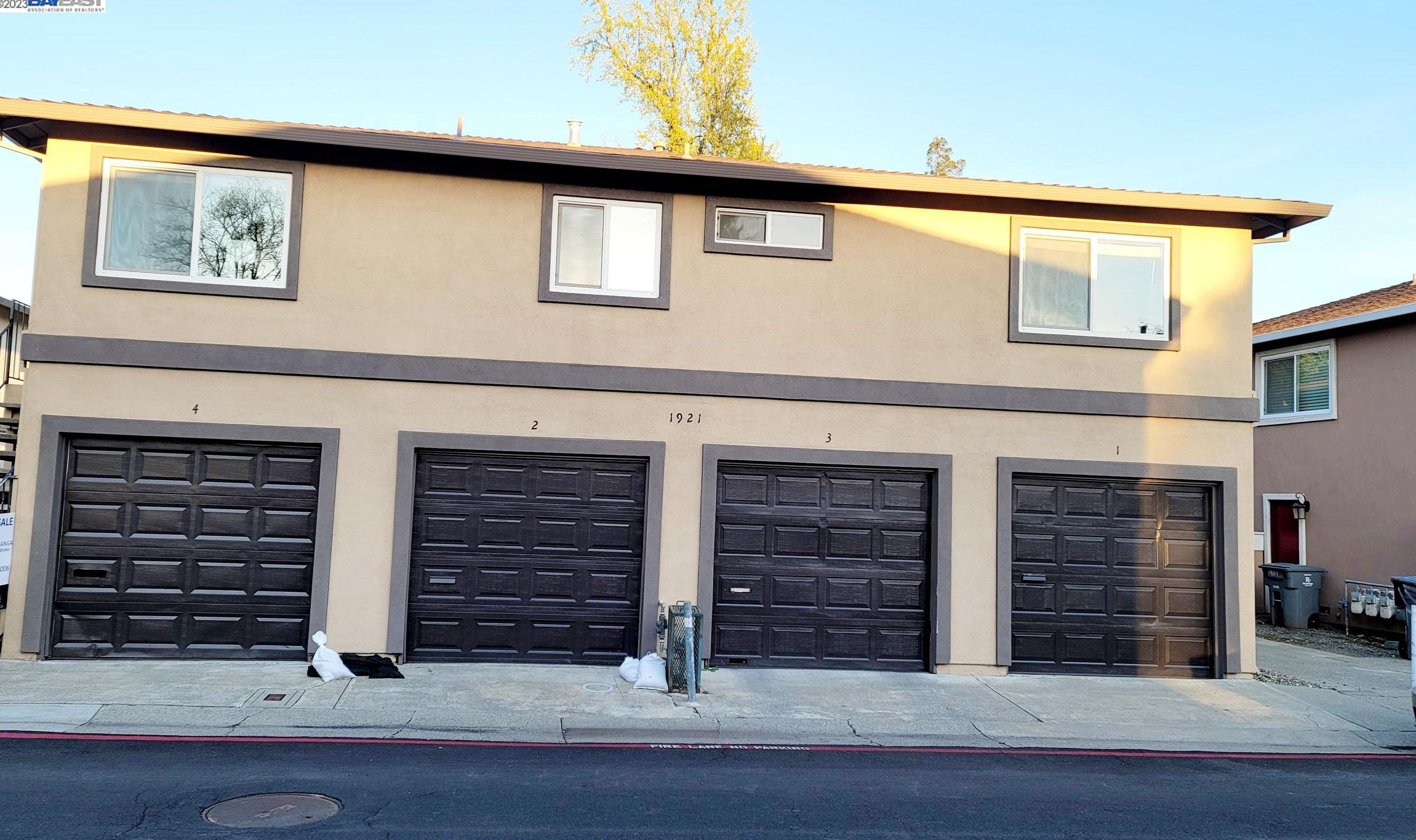 1921 Aletha Ln #4, Vacaville, CA 95687