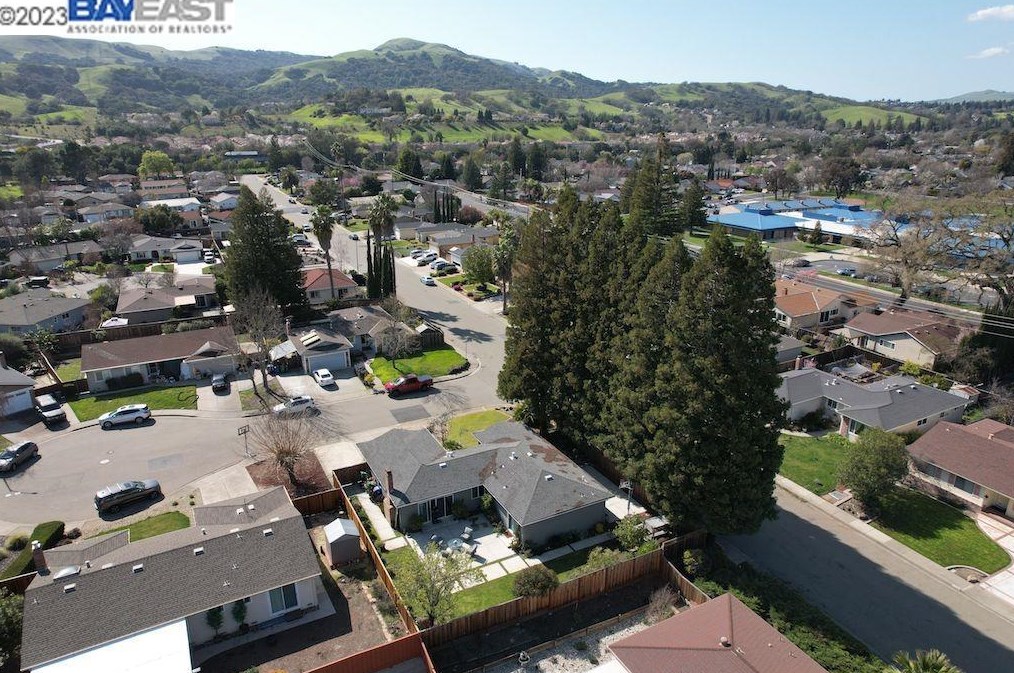 201 Crestwood Pl, San Ramon, CA 94583