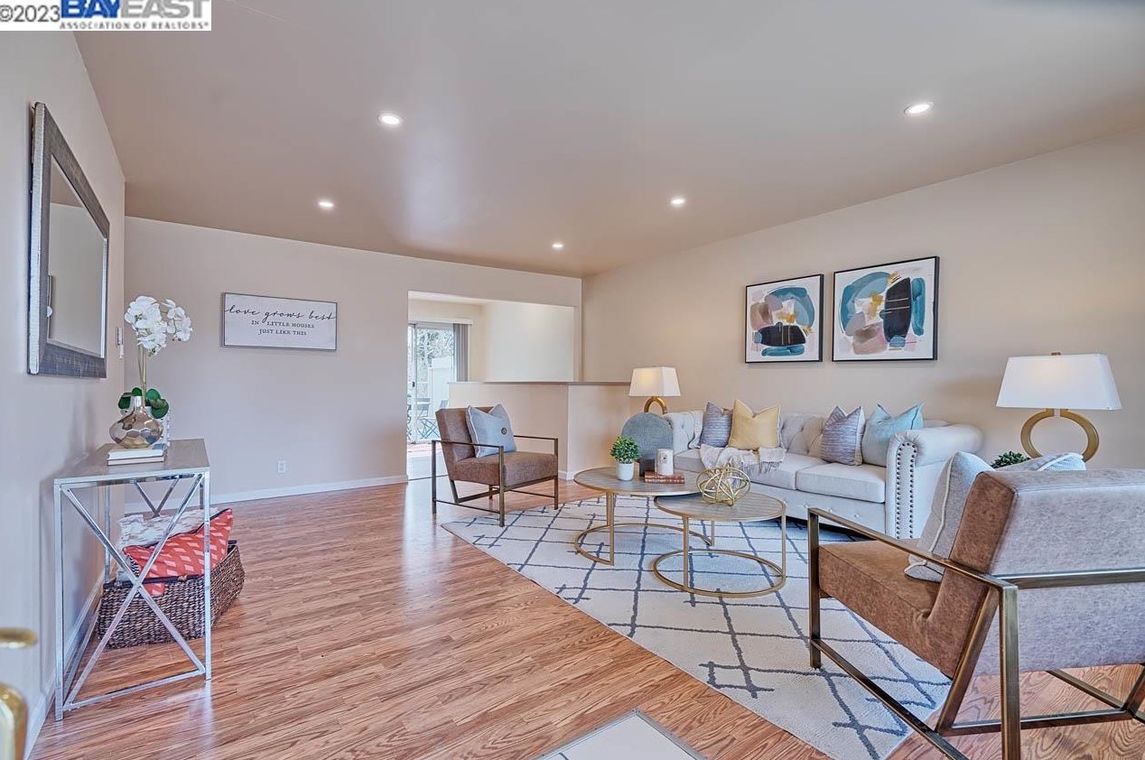 2867 Sunnybank Ln, Hayward, CA 94541