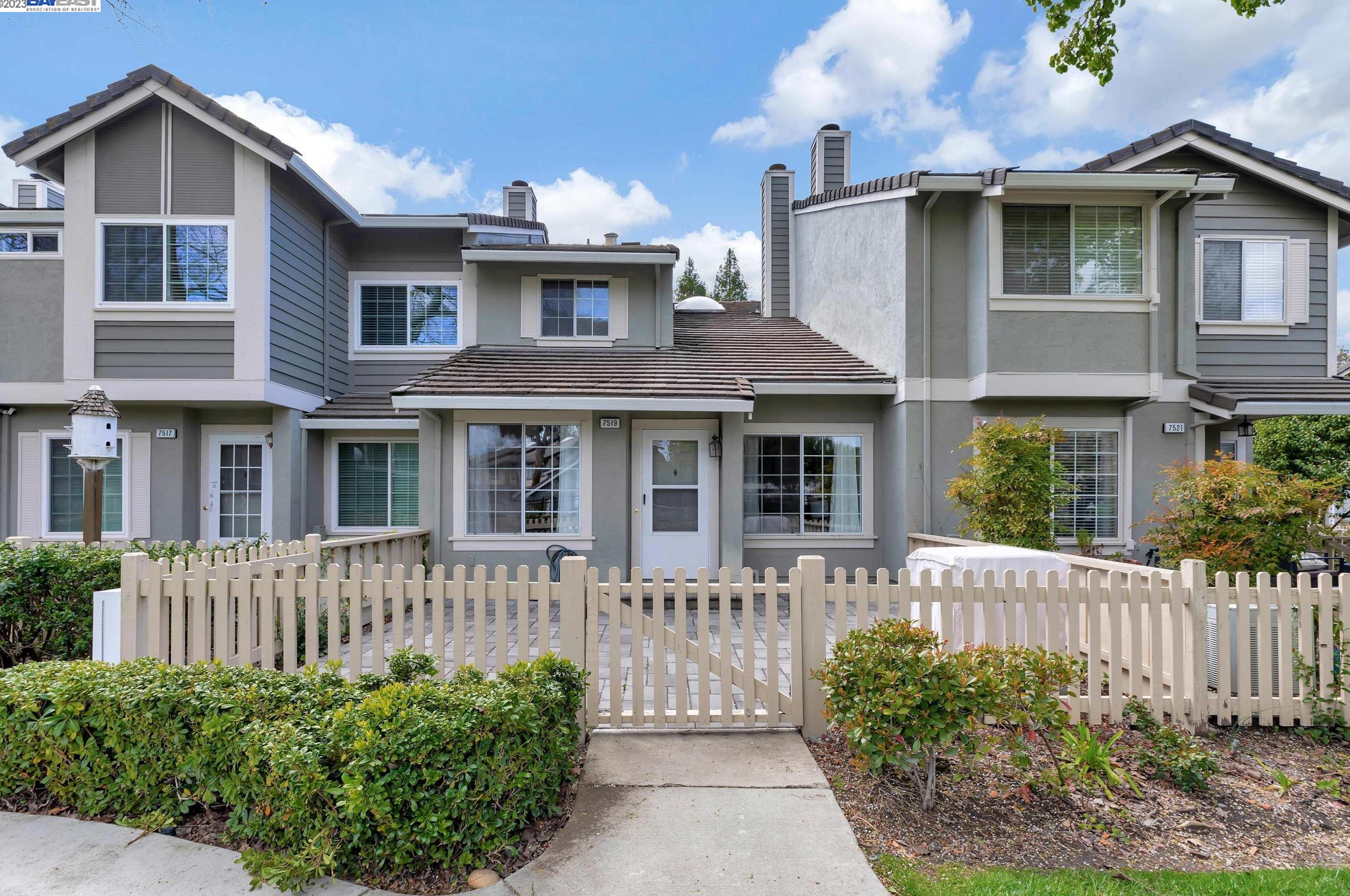 7519 Oxford Cir #121, Pleasanton, CA 94568