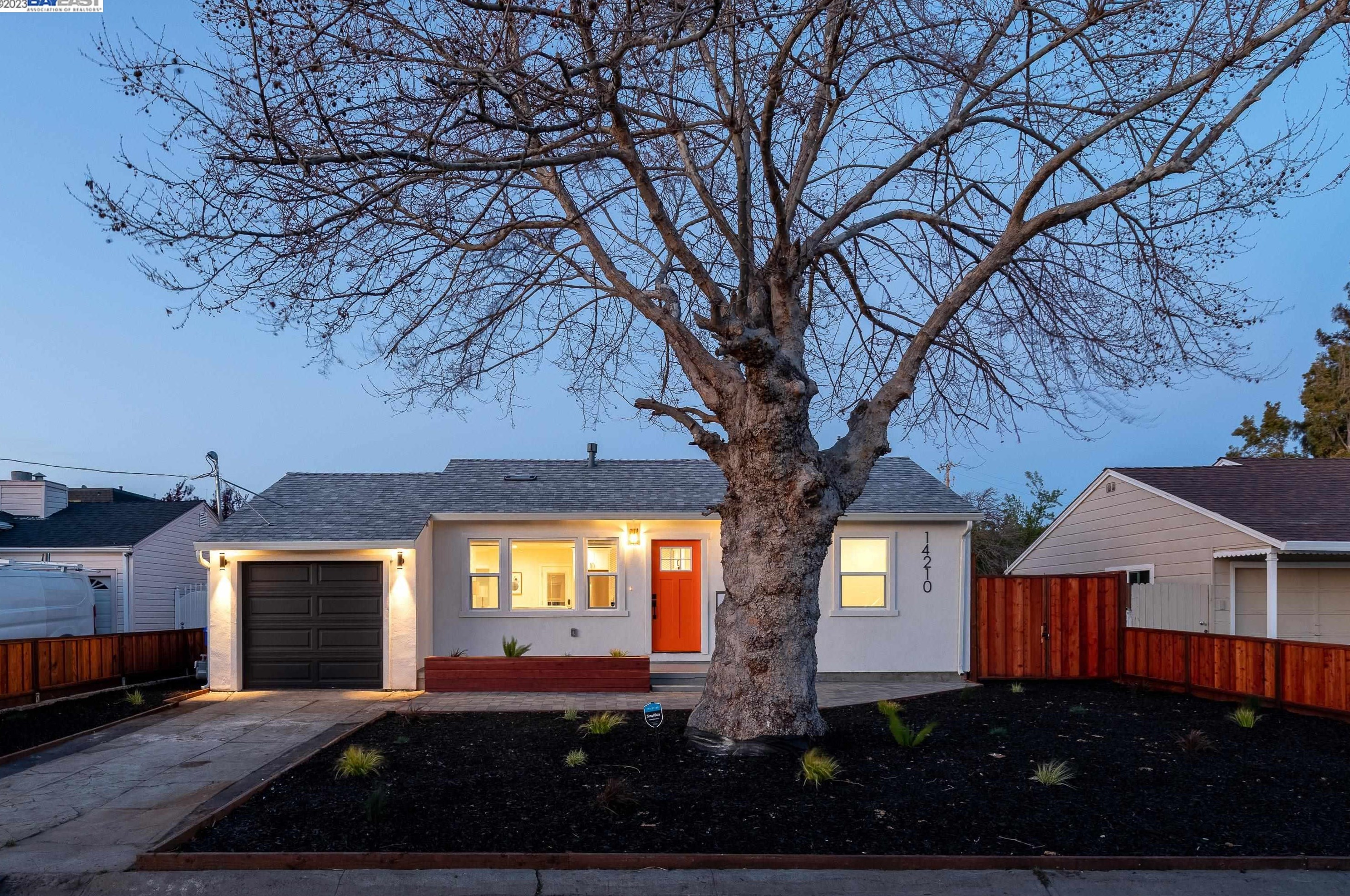 14210 Rose Dr, San Leandro, CA 94578