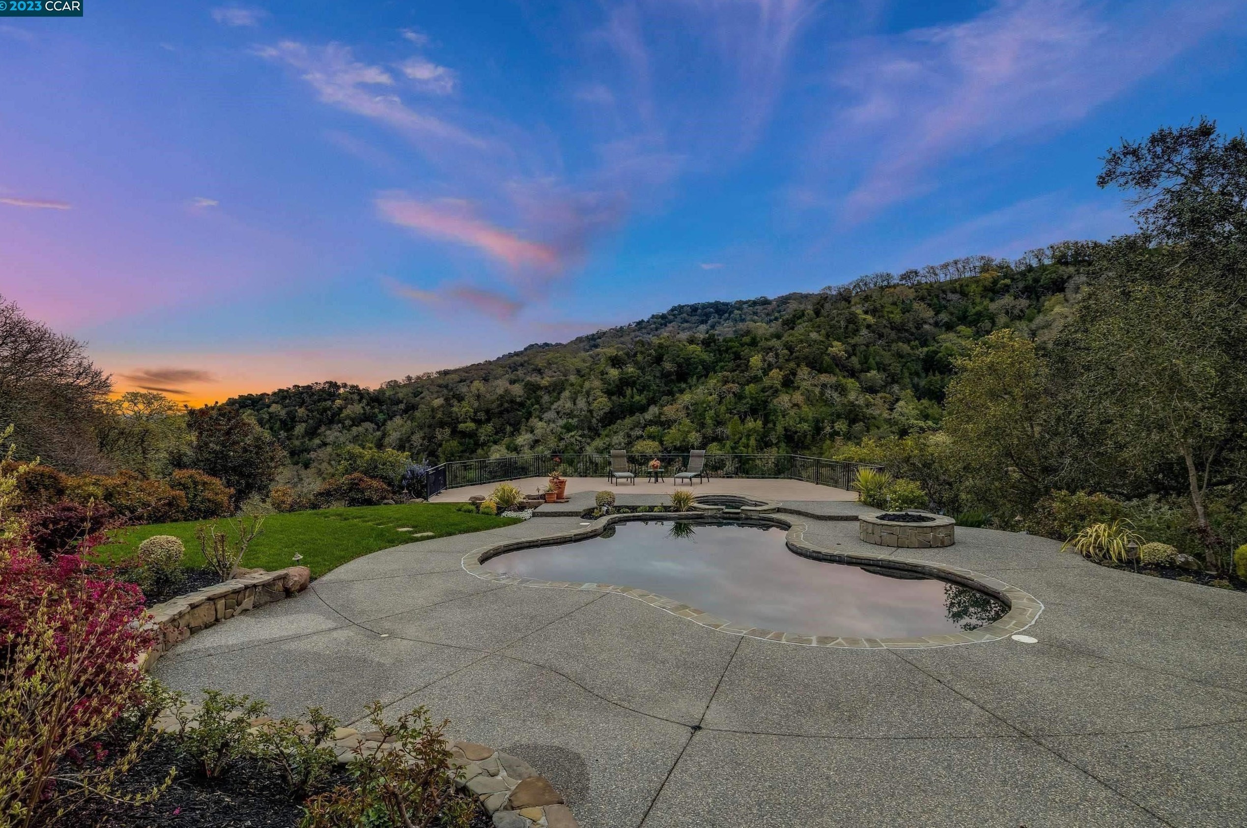 2178 Las Trampas Rd, Alamo, CA 94507