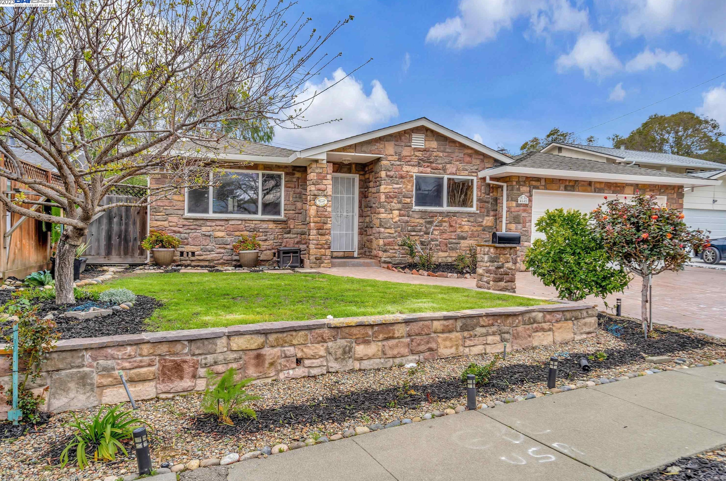 4645 Chateau Park Ct, Fremont, CA 94538