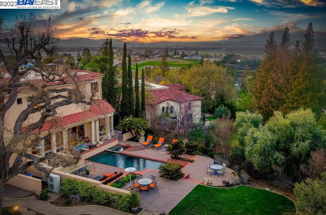 5 Grey Eagle Ct, Pleasanton, CA 94566