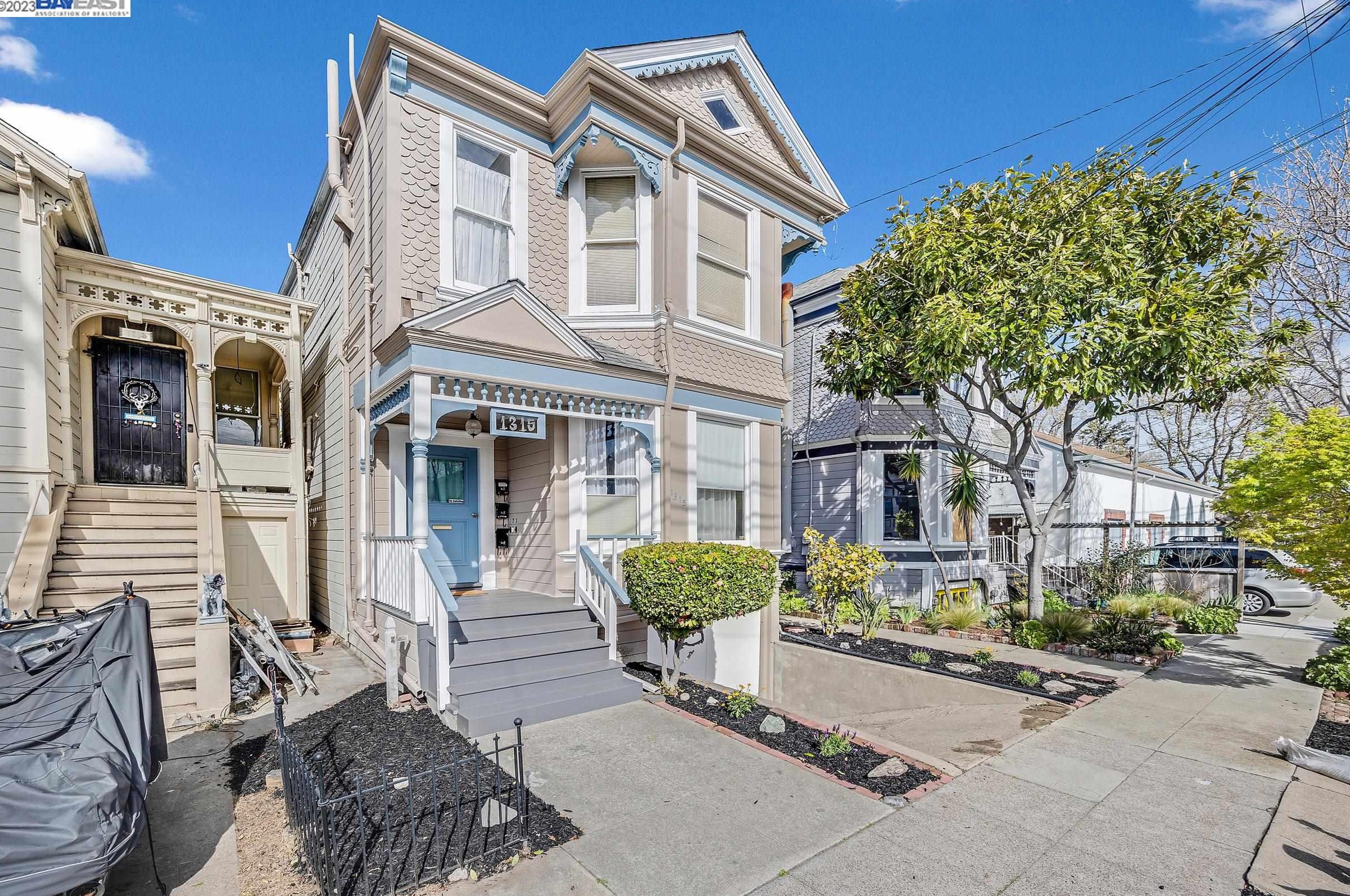 1315 9th St, Alameda, CA 94501-3978