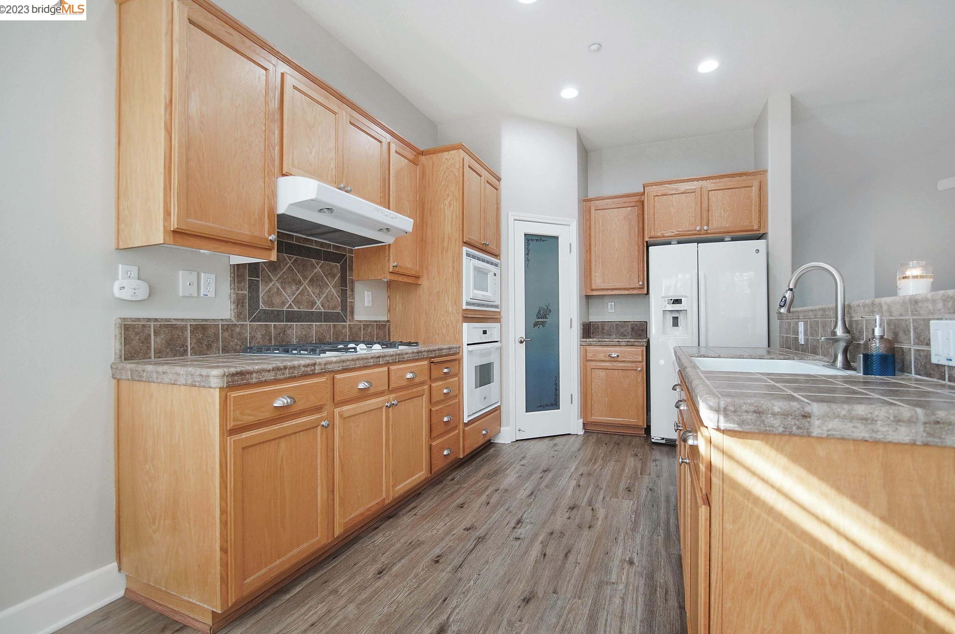 1276 Vignola Ct, Los Angeles CA  94513-2963 exterior