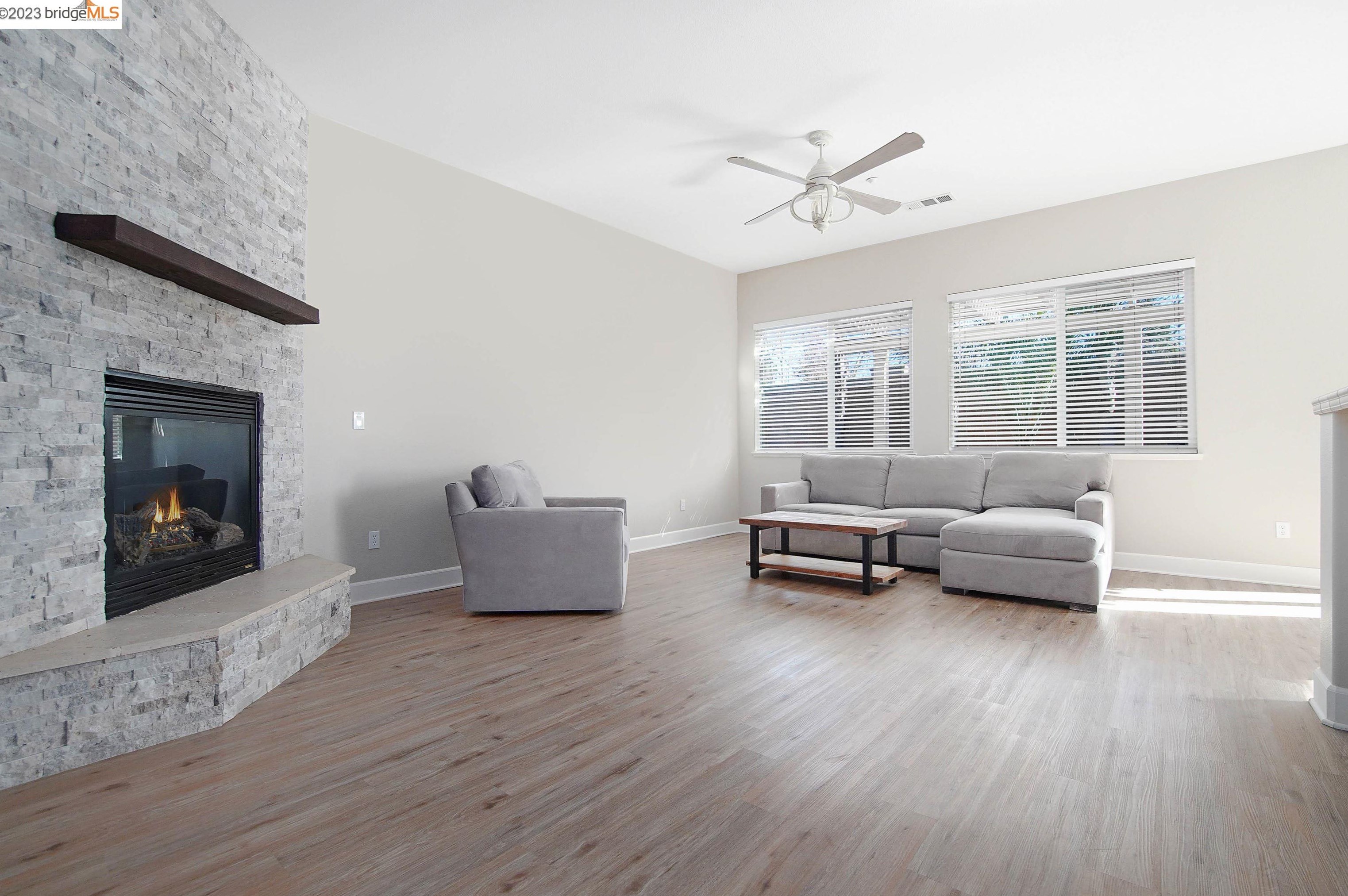 1276 Vignola Ct, Los Angeles CA  94513-2963 exterior
