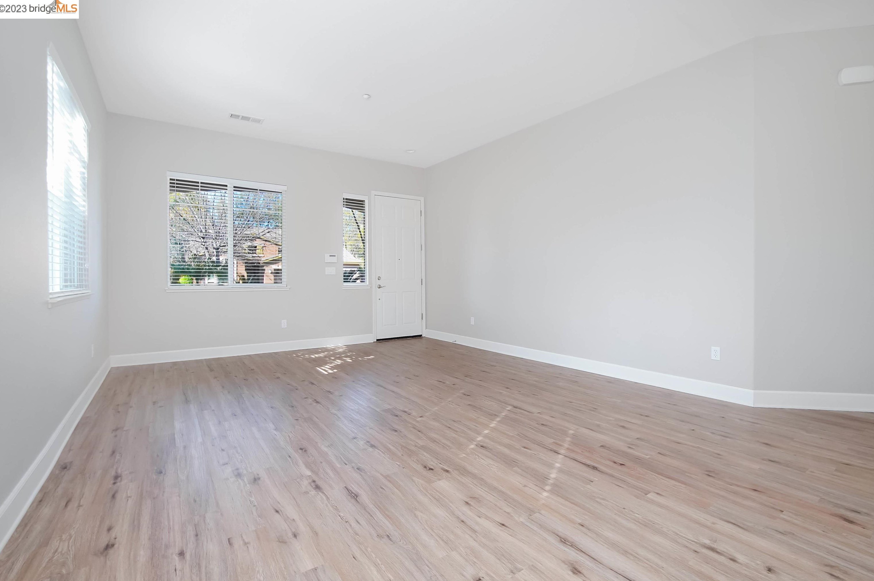 1276 Vignola Ct, Los Angeles CA  94513-2963 exterior