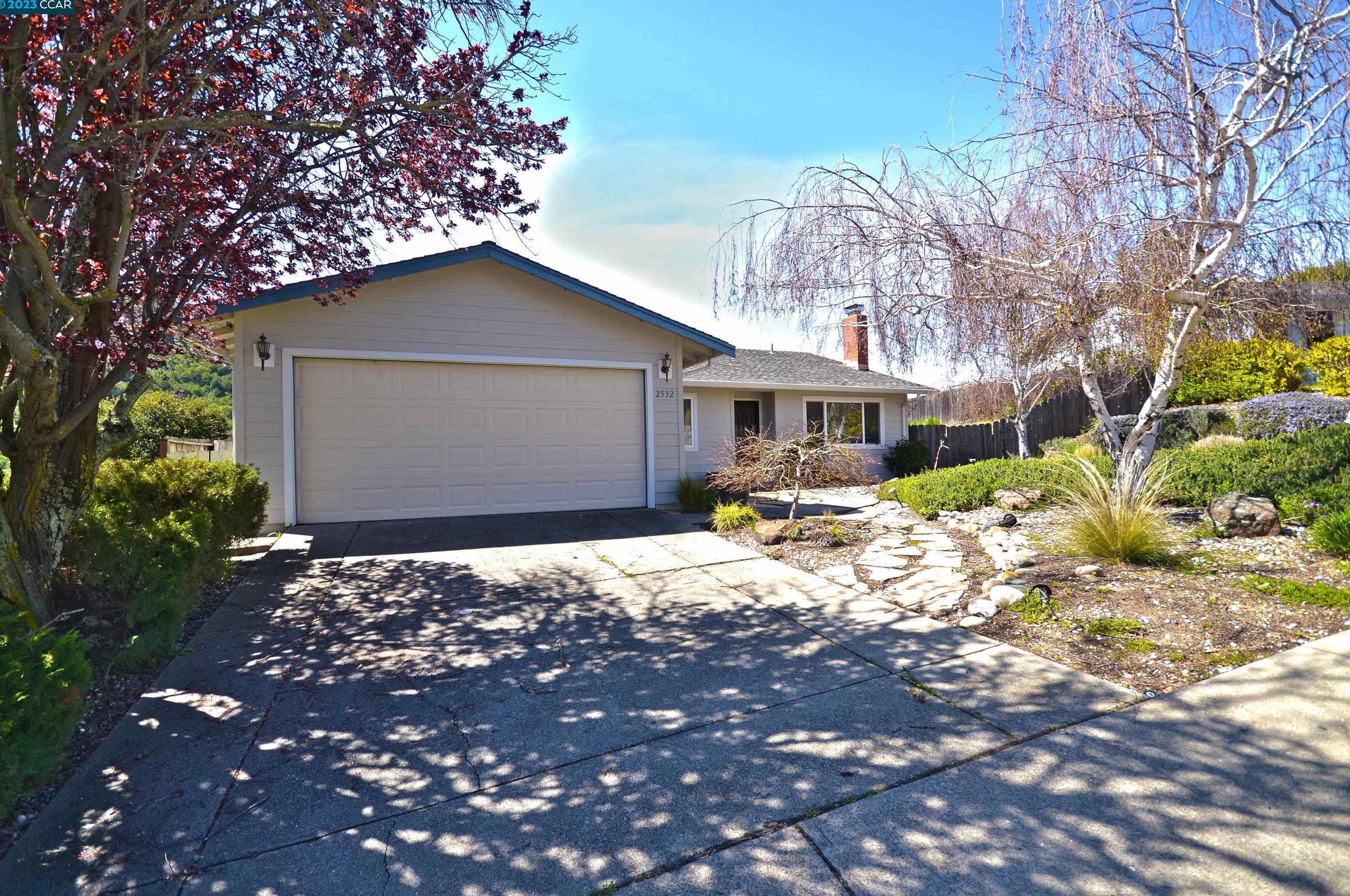 2332 Monte Vista Dr, Pinole, CA 94564