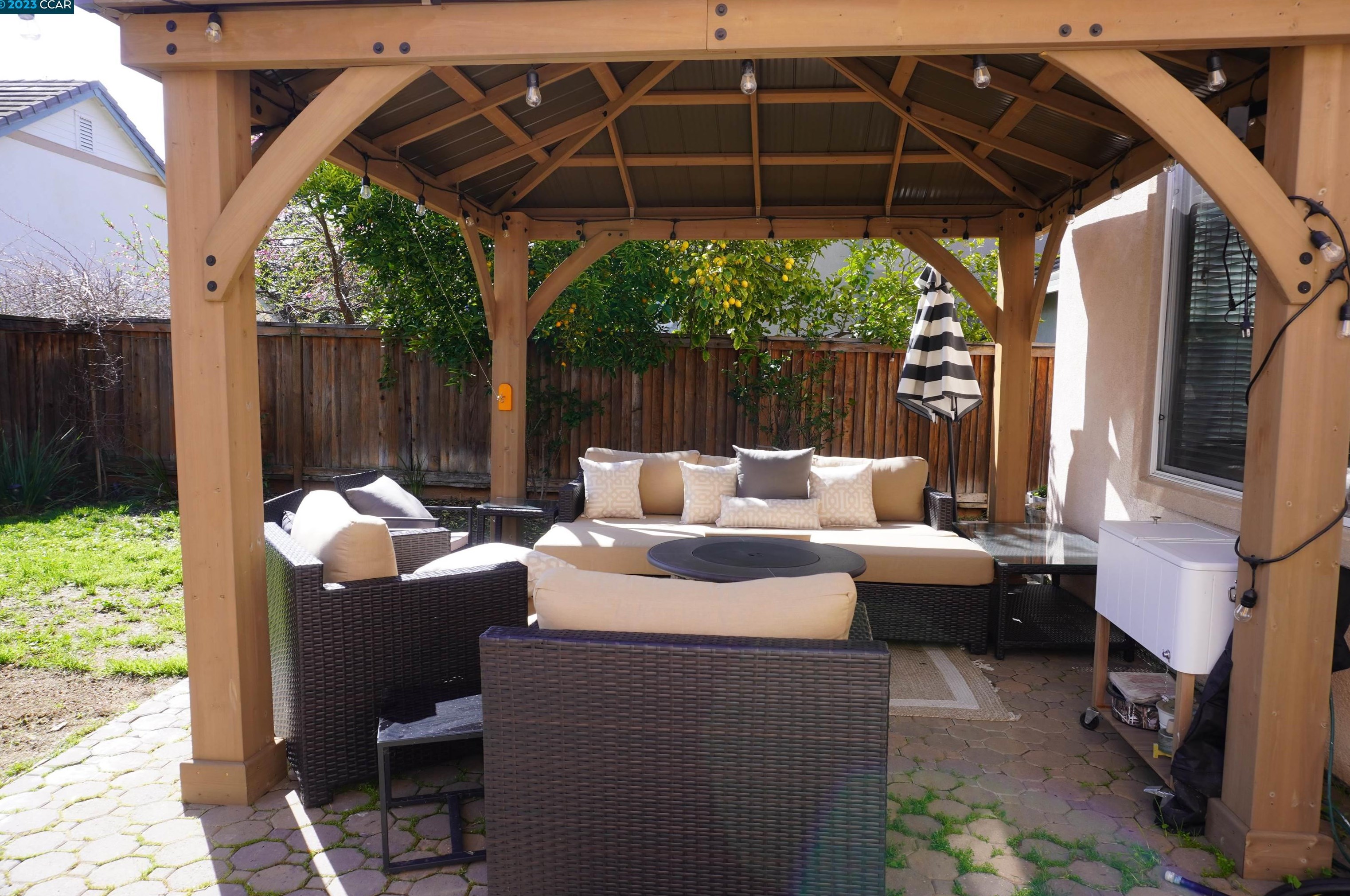 552 Young Dr, Los Angeles CA  94513-8300 exterior