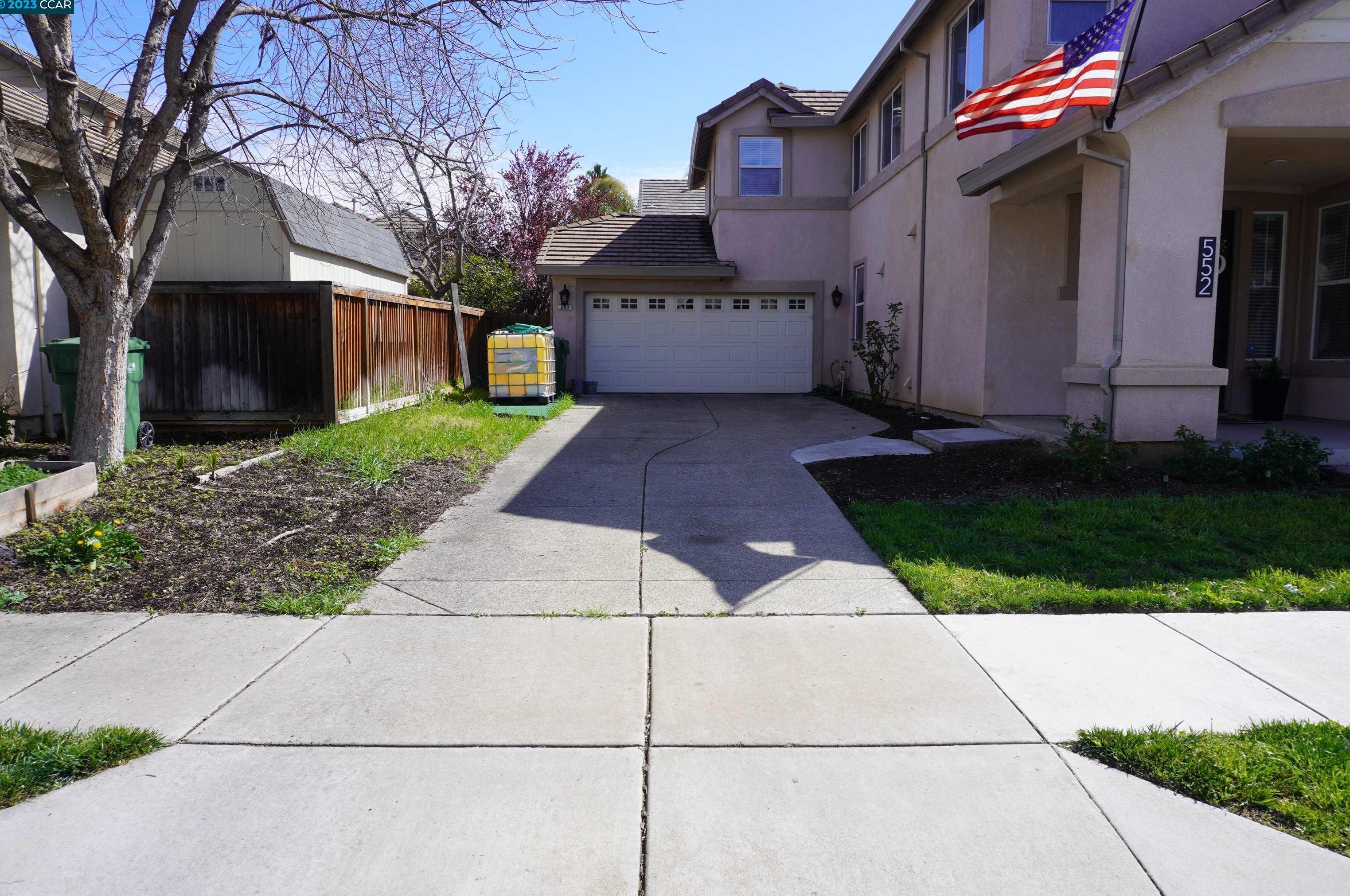 552 Young Dr, Los Angeles CA  94513-8300 exterior