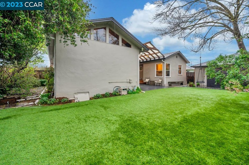 3264 Hudson Ave, Walnut Creek CA  94597-1827 exterior