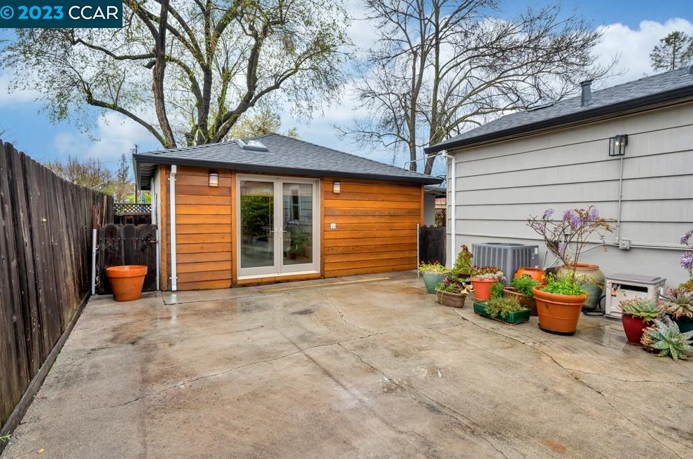 3264 Hudson Ave, Walnut Creek CA  94597-1827 exterior