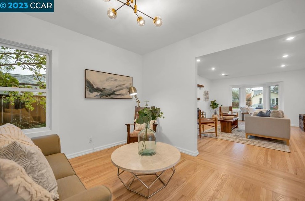 3264 Hudson Ave, Walnut Creek CA  94597-1827 exterior