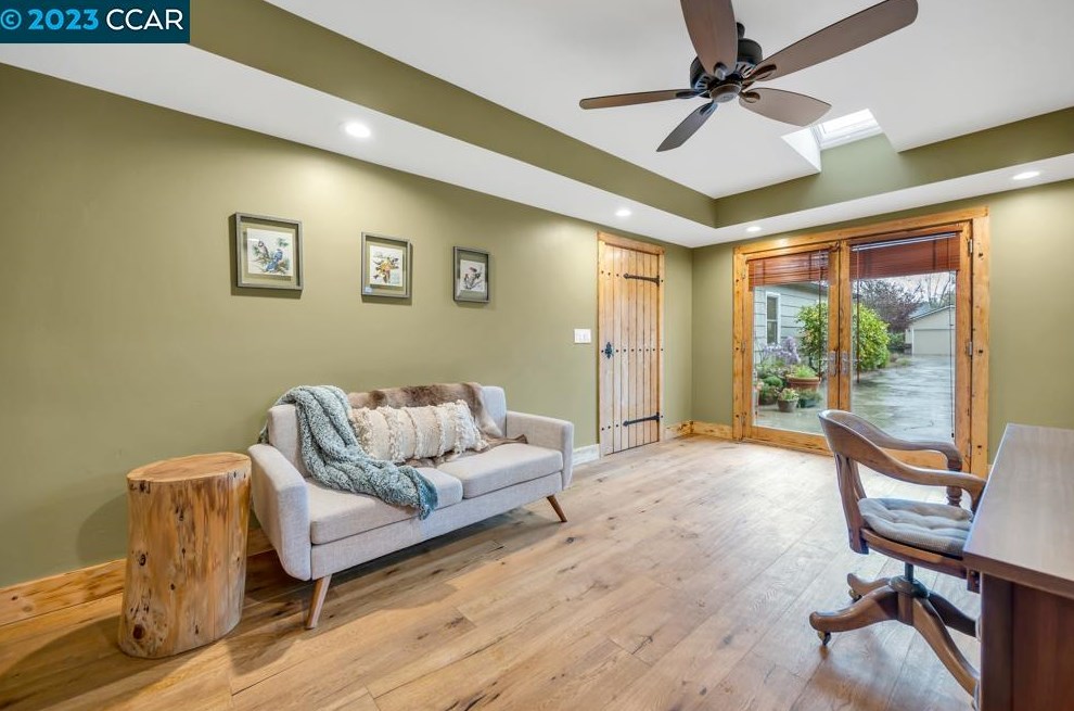 3264 Hudson Ave, Walnut Creek CA  94597-1827 exterior