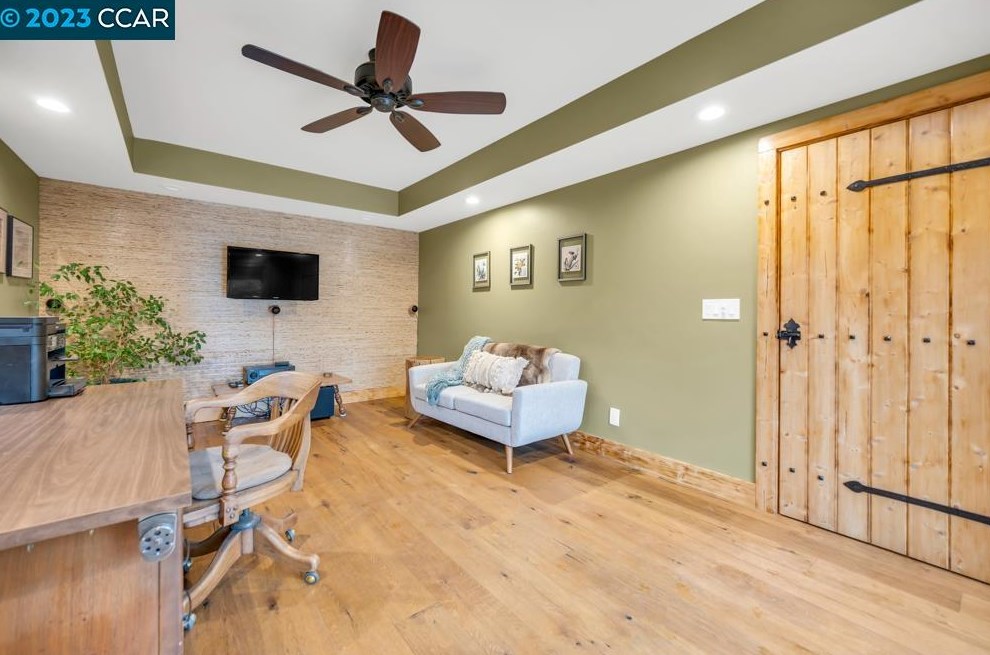 3264 Hudson Ave, Walnut Creek CA  94597-1827 exterior