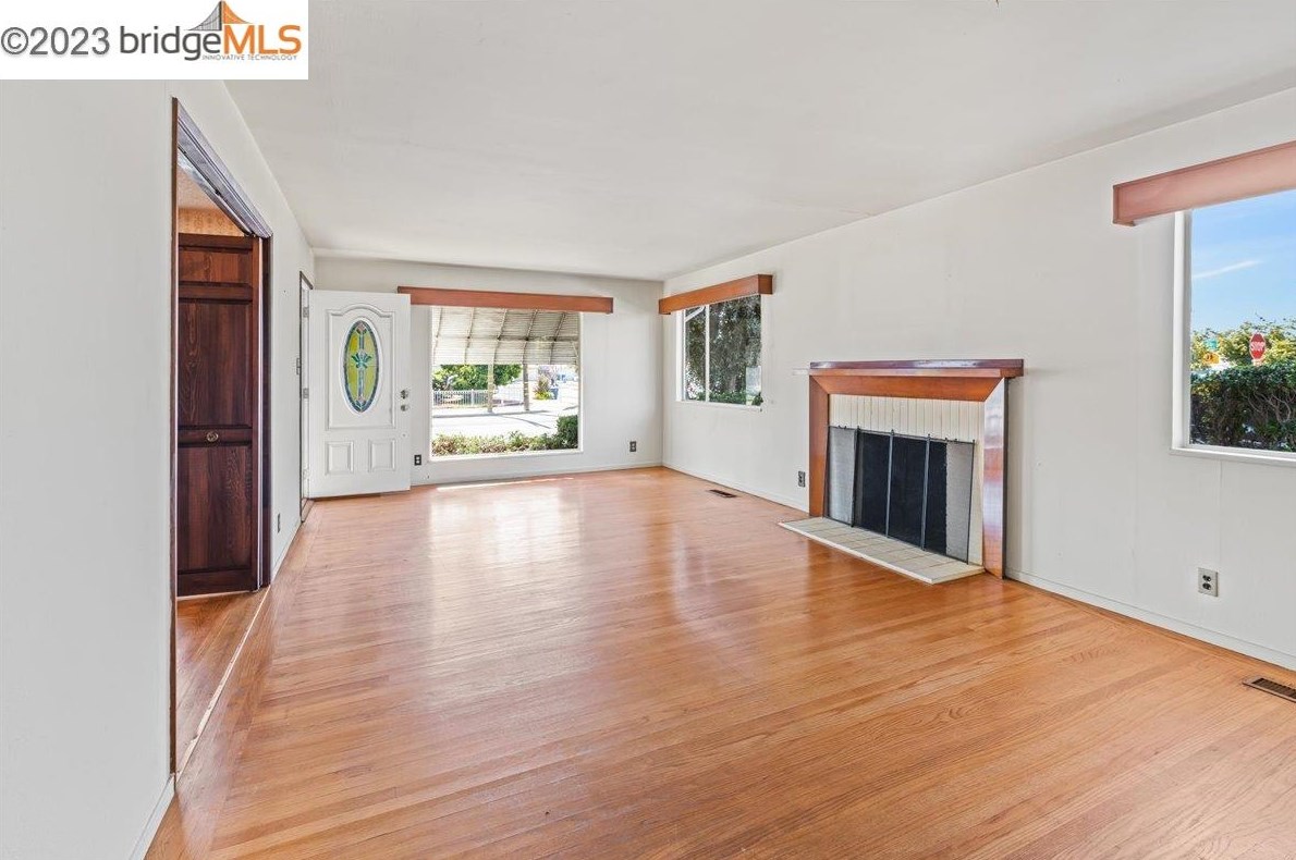 3810 Monterey Blvd, San Leandro, CA 94578