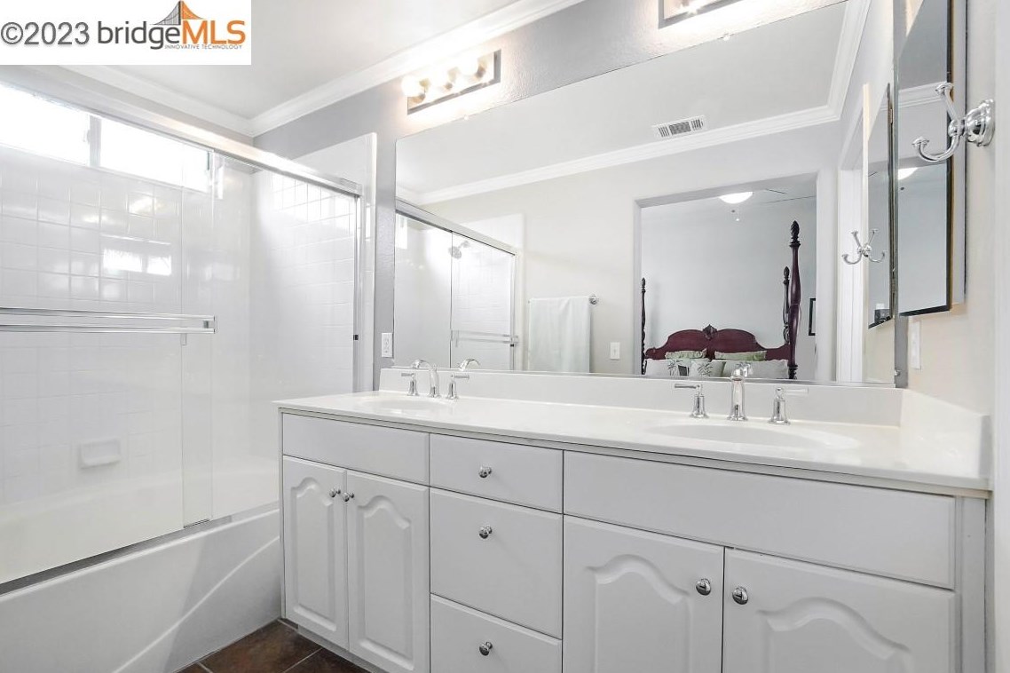 926 Blossom Dr, Los Angeles CA  94513-6144 exterior