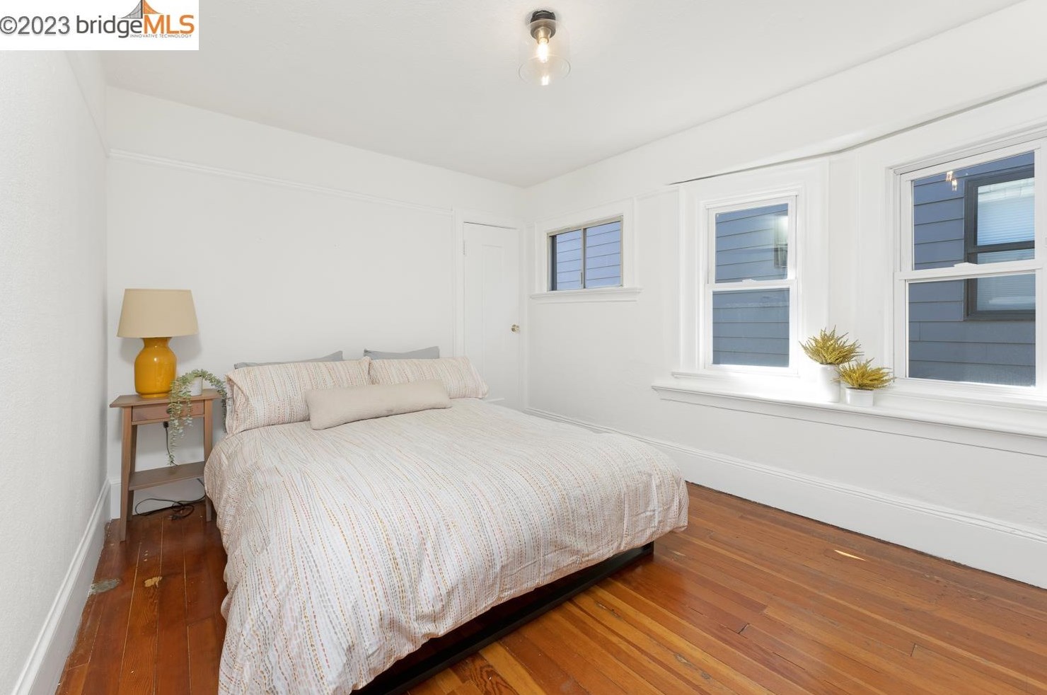 1421 Peralta St, Oakland CA  94607-2017 exterior