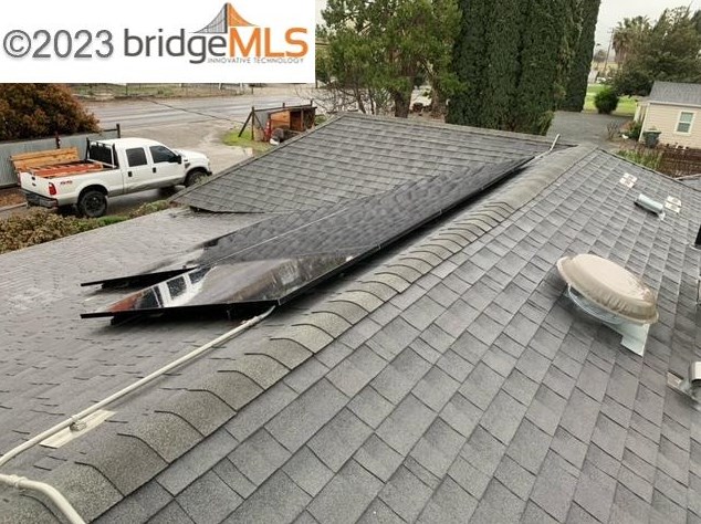 2661 Walnut Blvd, Los Angeles CA  94513-4402 exterior