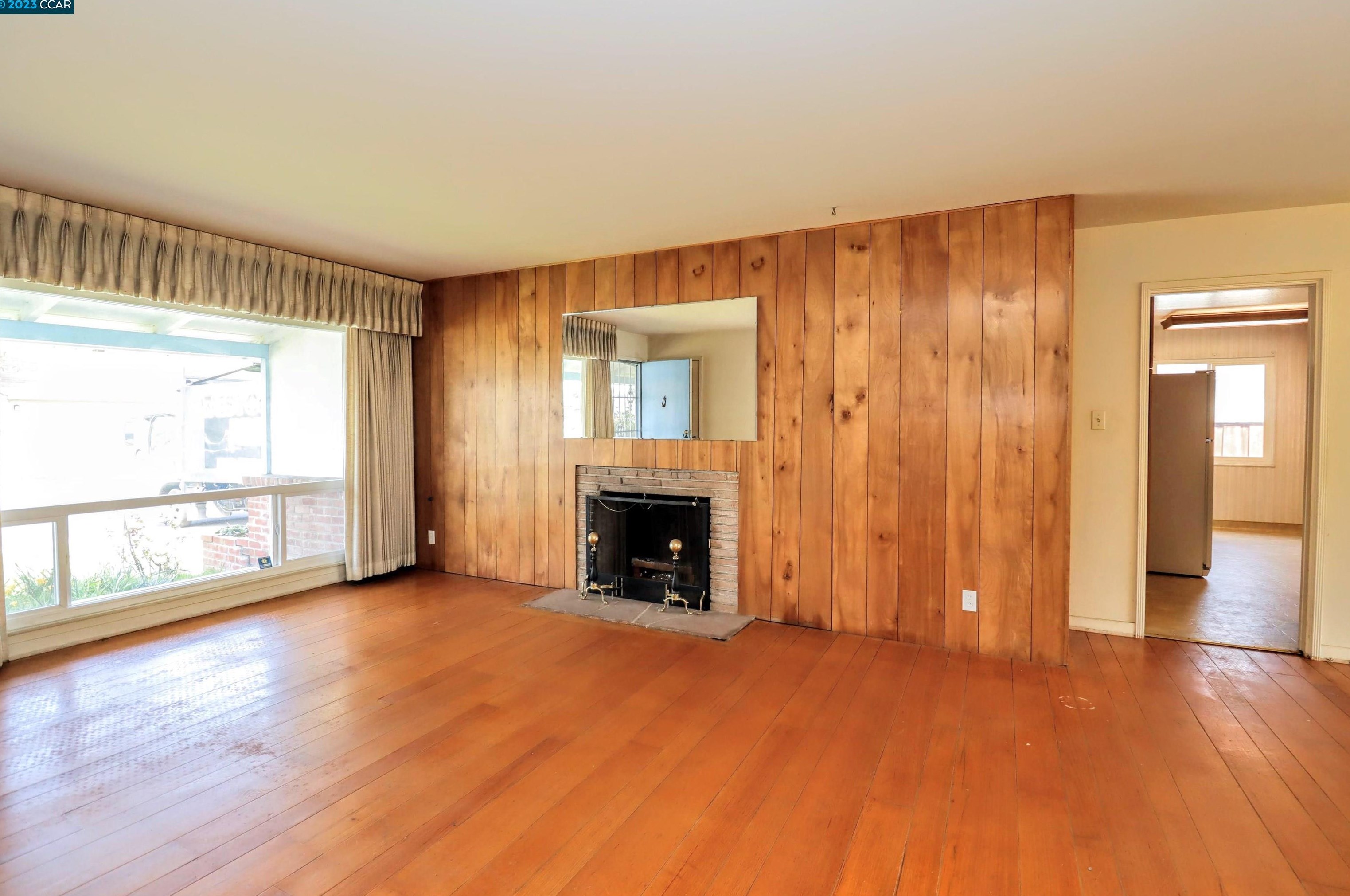 15839 Via Cordoba, San Lorenzo, CA 94580
