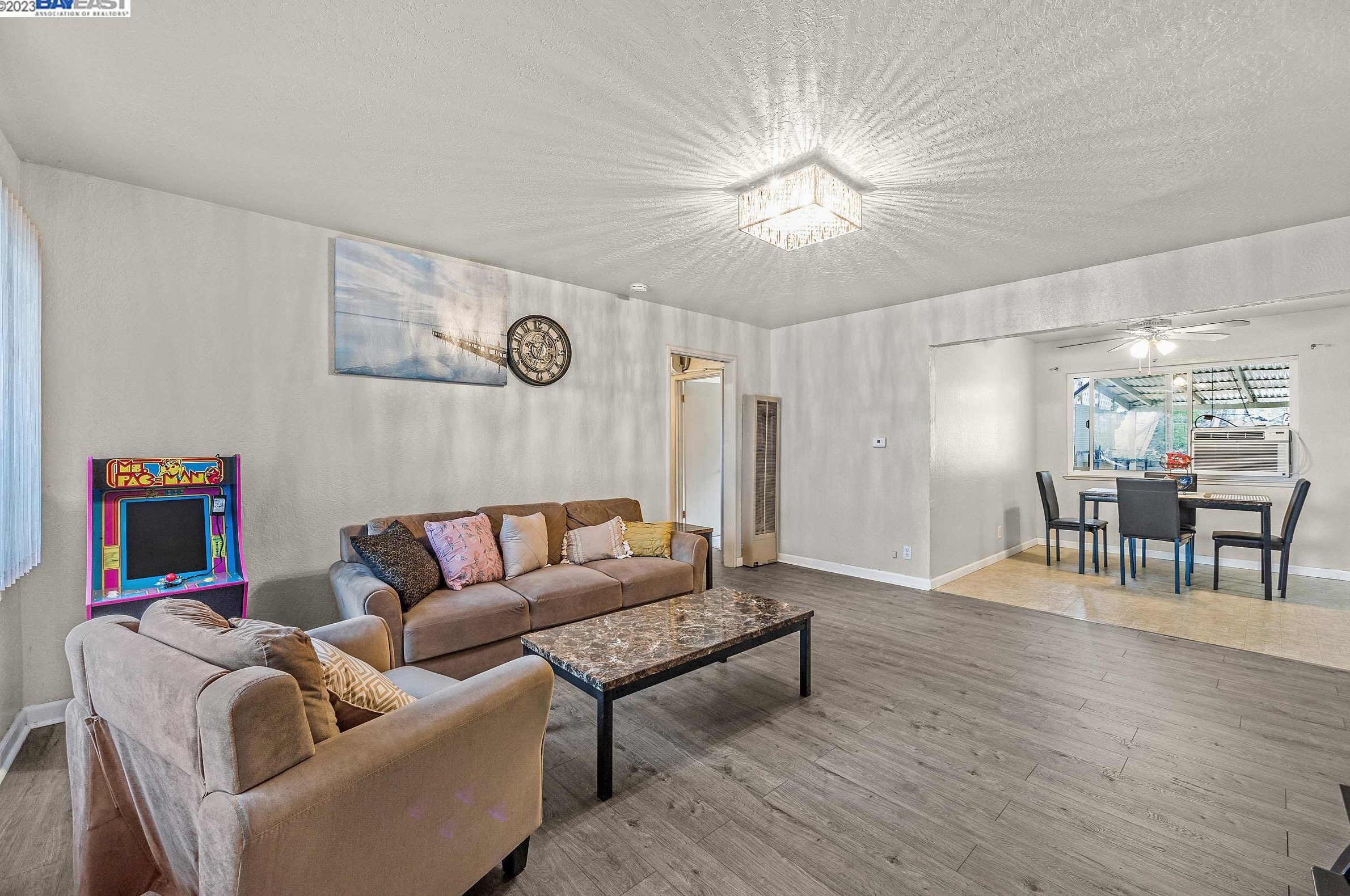 1009 Minaker Dr, Antioch, CA 94509-2023