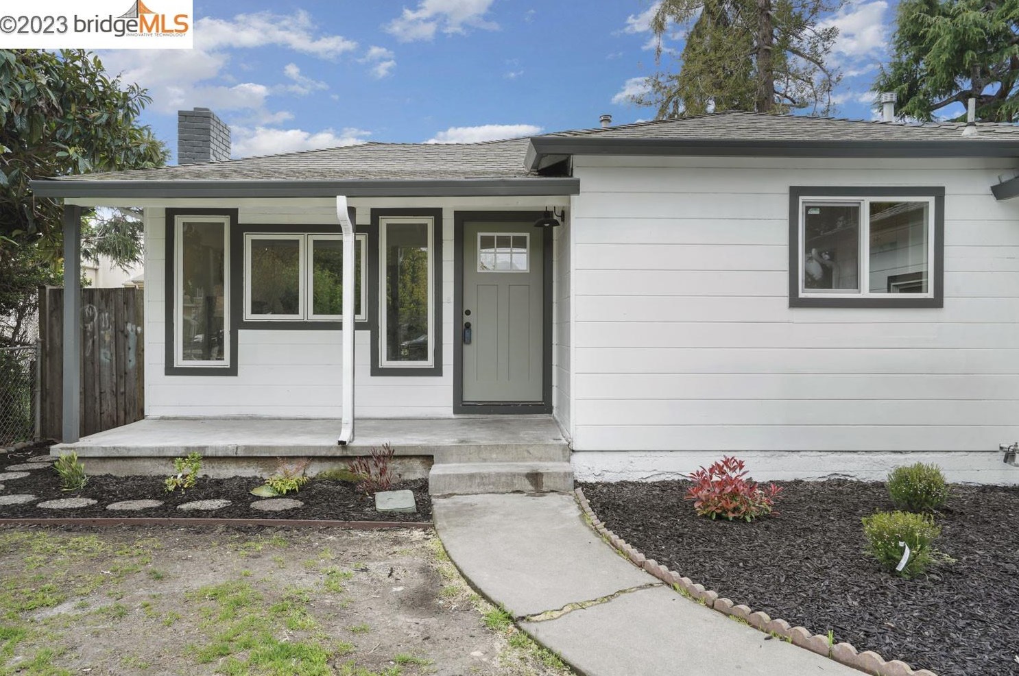 207 Holland St, Palo Alto, CA 94303