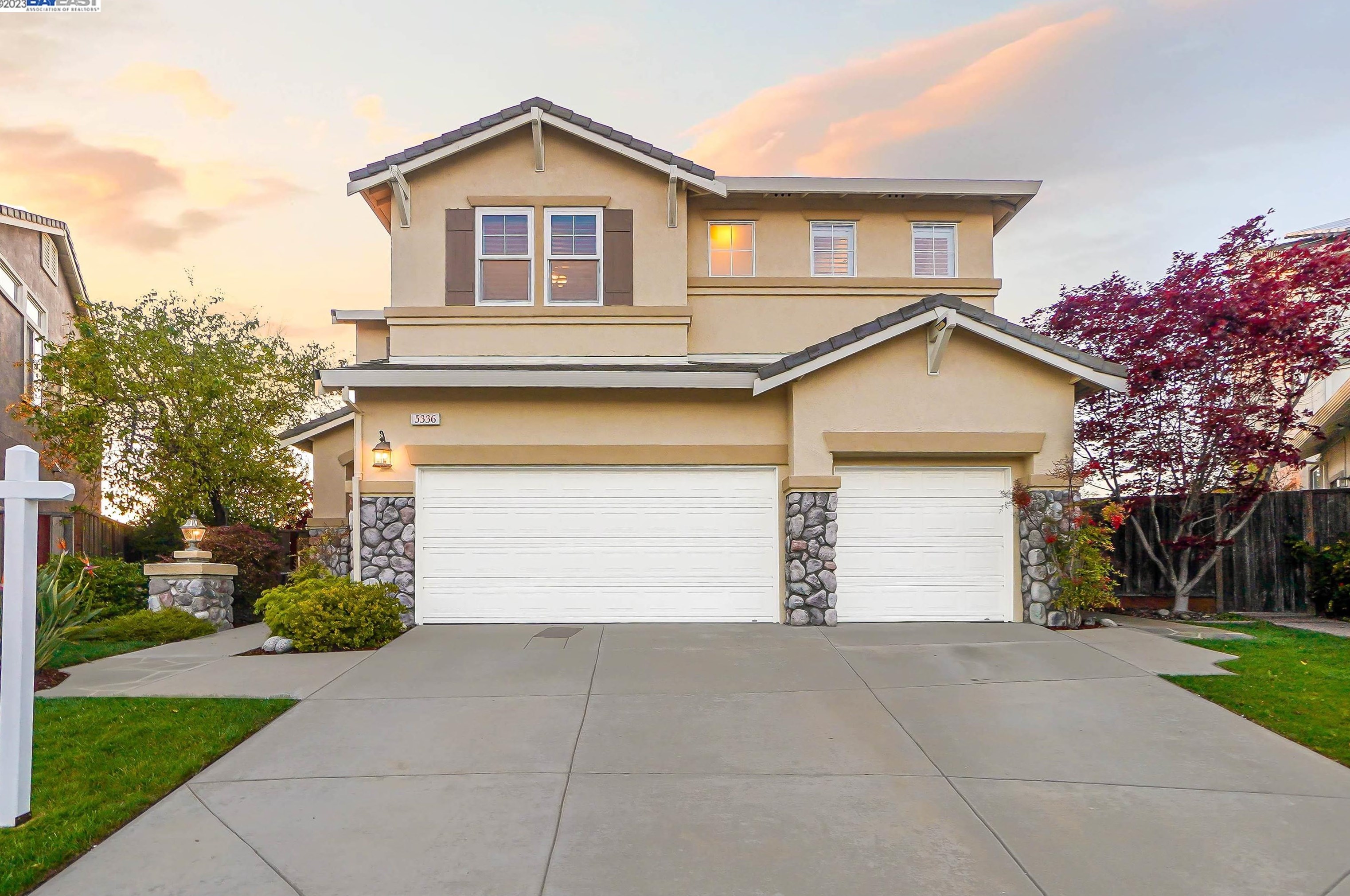 5336 Pacific Terrace Ct, Hayward, CA 94552-5539