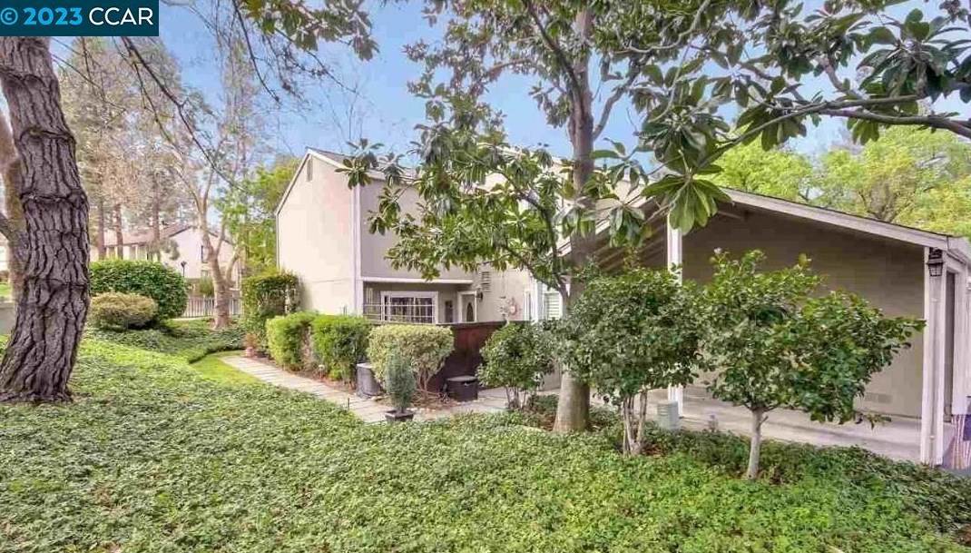 372 Camelback Rd, Concord, CA 94523